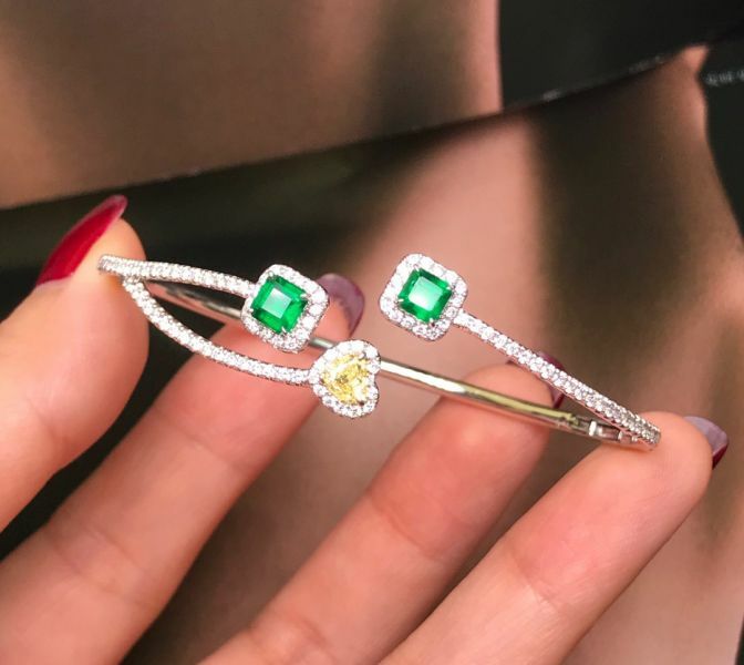 0.76ct 18K祖母綠手鐲