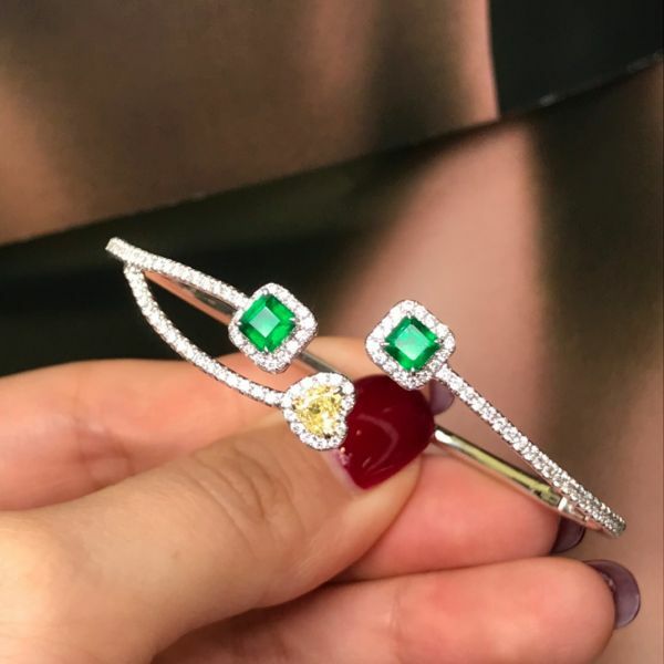 0.76ct 18K祖母綠手鐲