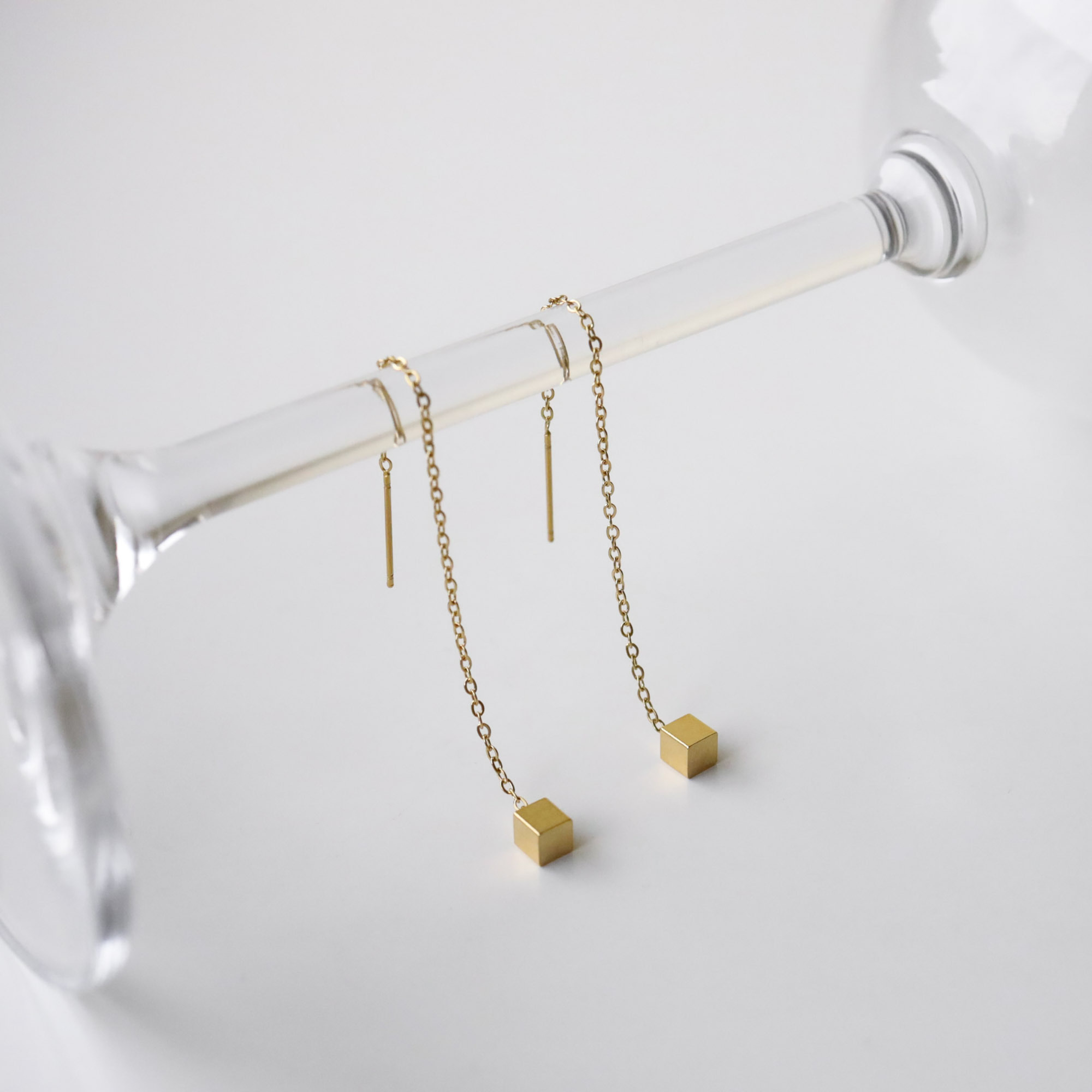 不怕水金色方塊鏈耳針式耳環