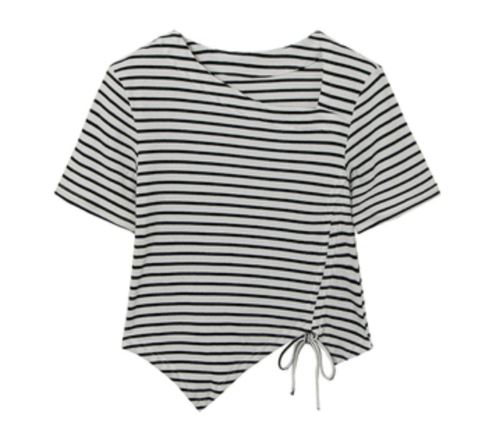 Versatile T-shirt with irregular design