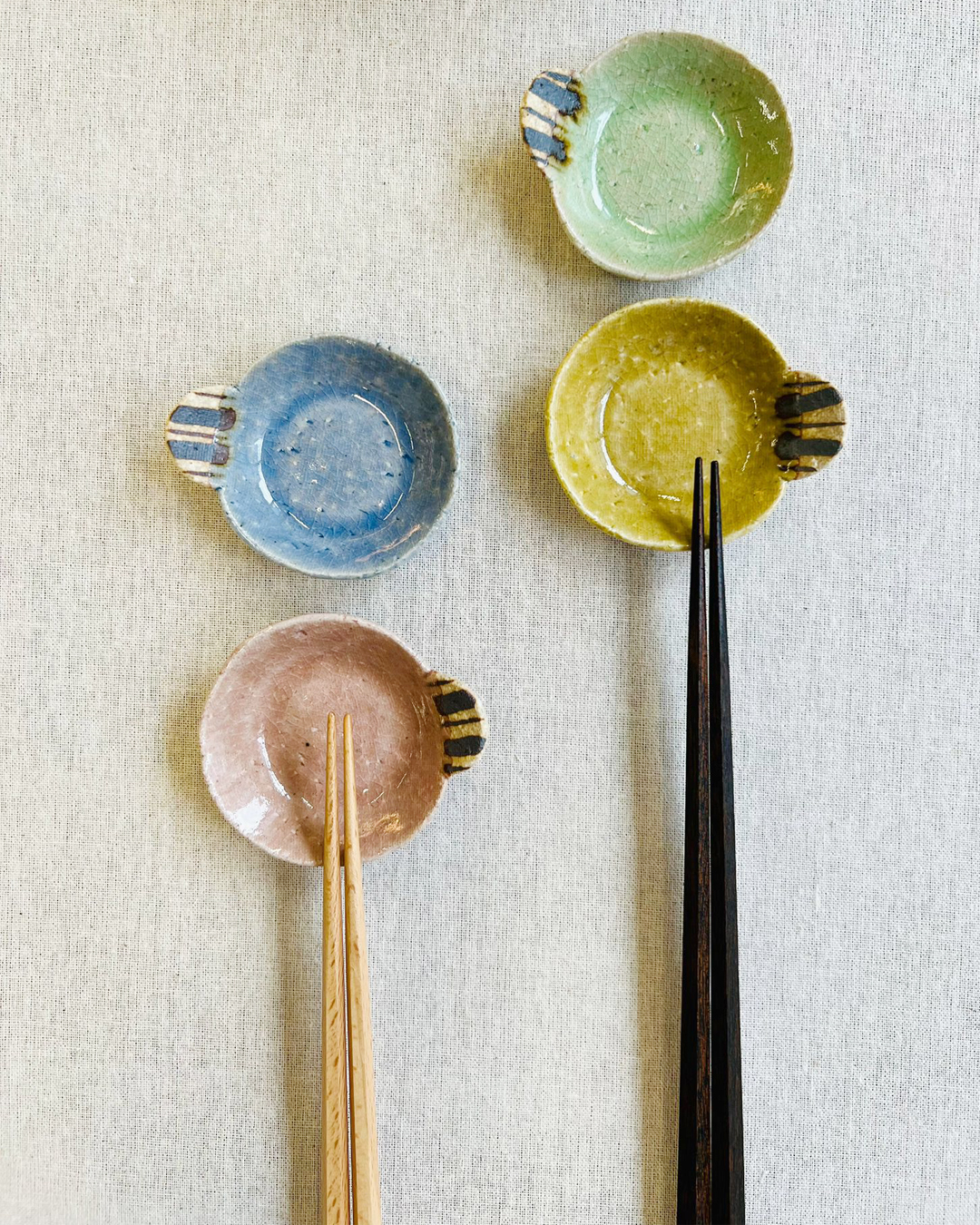 手工陶器 圓形筷架 黃色｜美濃燒