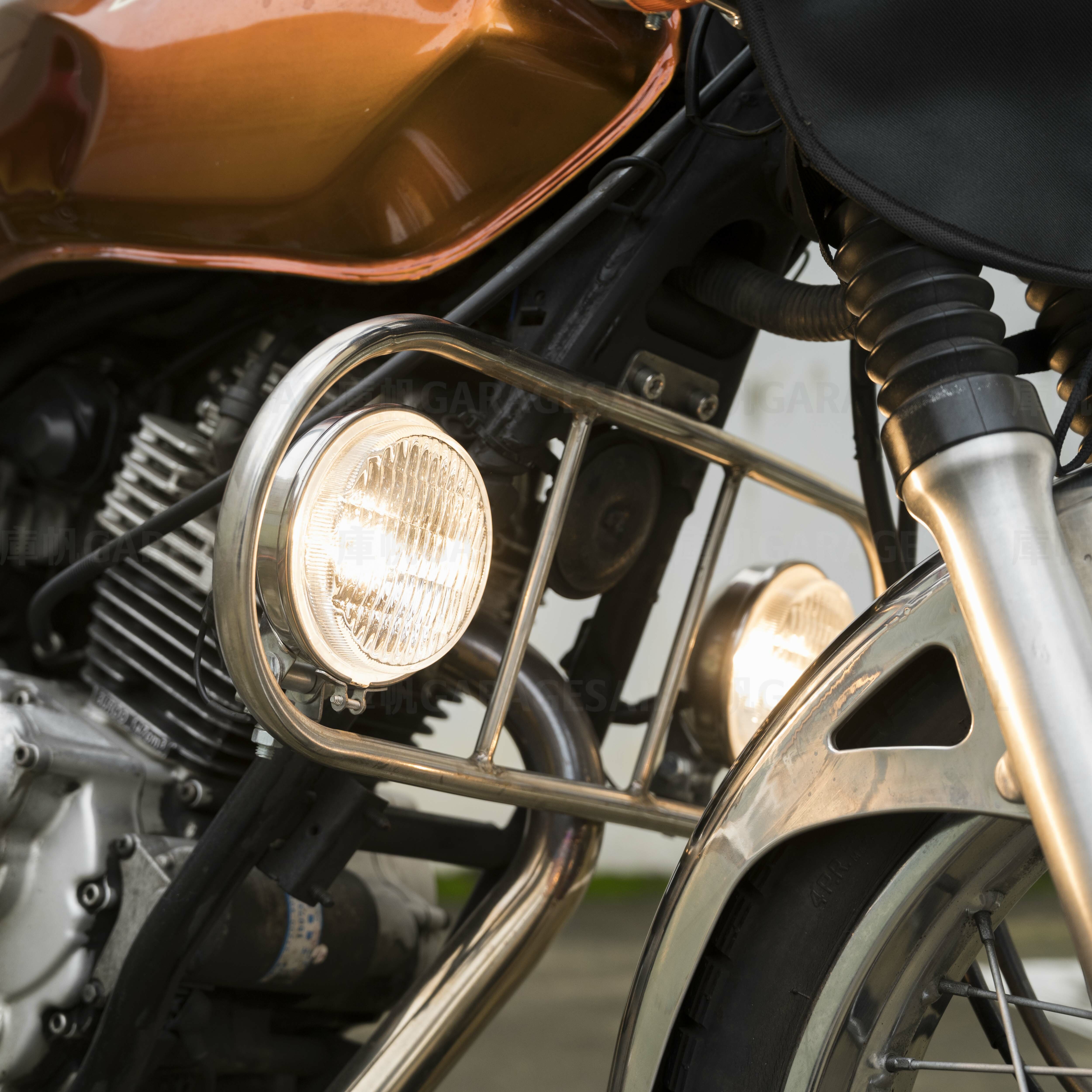 4吋圓 薄型 下鎖式 大燈 拋光銀