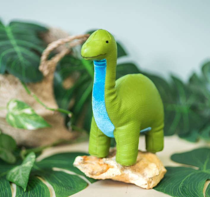 Hector the Brachiosaurus_Little Big Friends