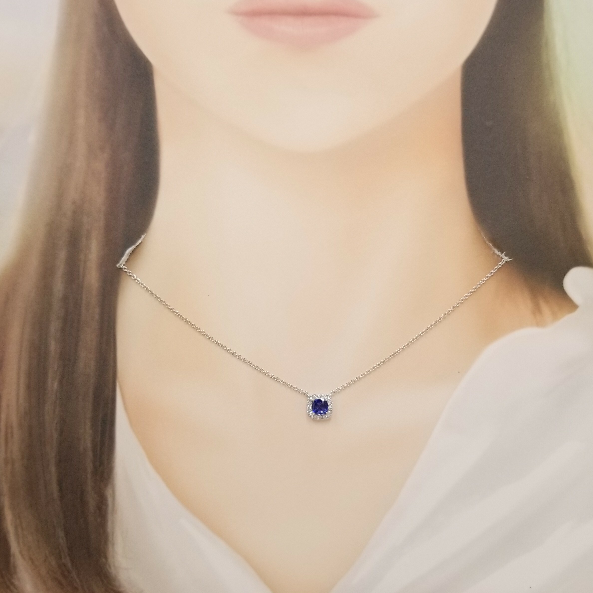 18K White Gold 0.86ct Sapphire and Diamond Necklace