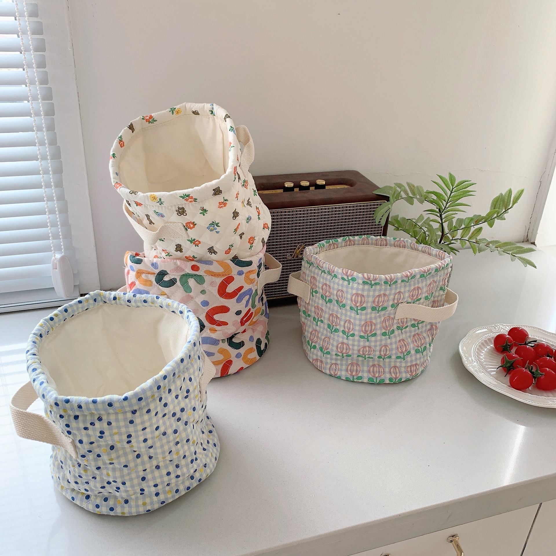 【特惠品】《3166》可愛小碎花滿版塗鴉收納藍