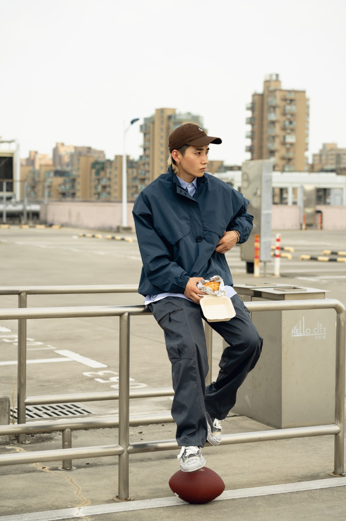 機能速乾立領落肩衝鋒夾克