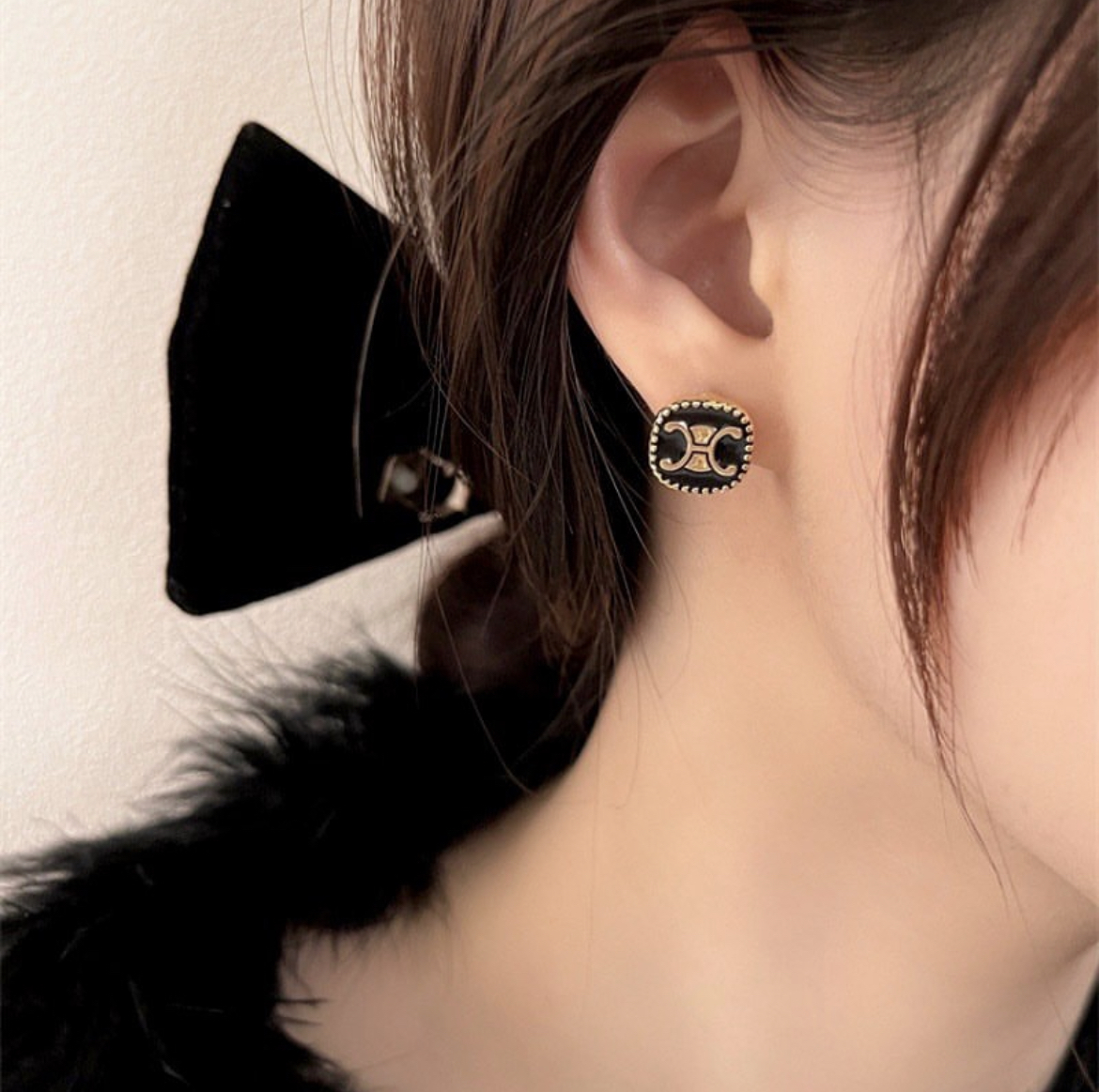 凱旋門黑方金 翻玩小耳釘