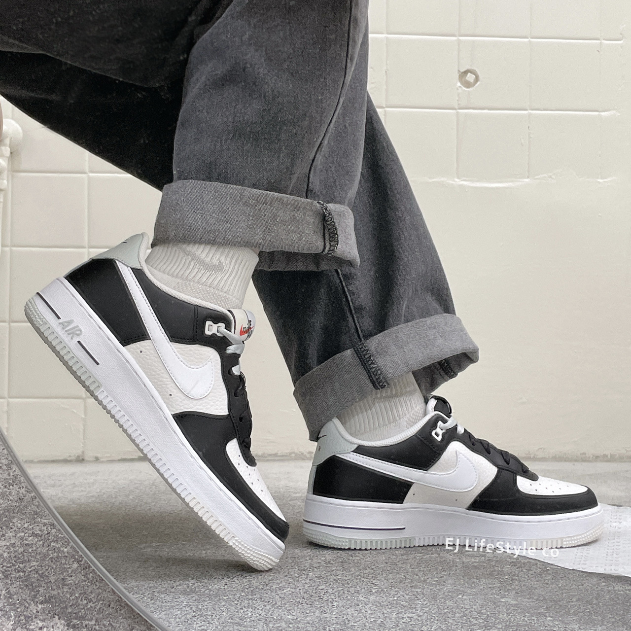 NIKE AIR FORCE 1 GS 灰白黑 拼接 大童鞋 FB9035-002 / 調貨