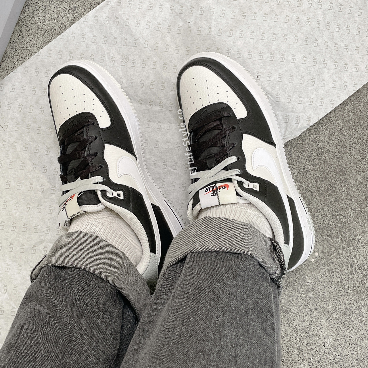 NIKE AIR FORCE 1 GS 灰白黑 拼接 大童鞋 FB9035-002 / 調貨