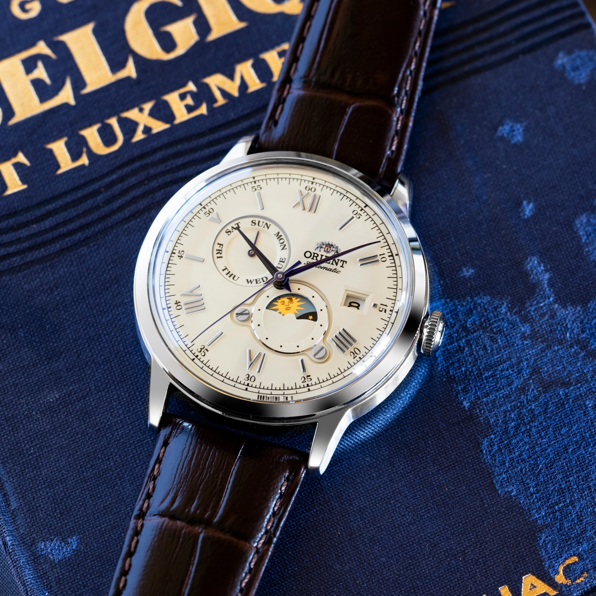 Orient Bambino SUN & MOON Automatic RA-AK0803Y