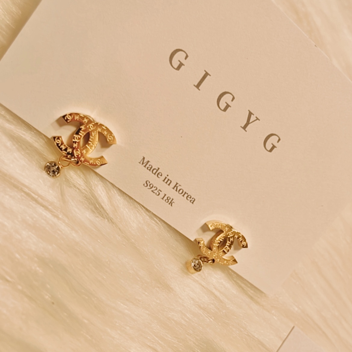 香奶奶滿版雙c logo 翻玩金鑽小墜