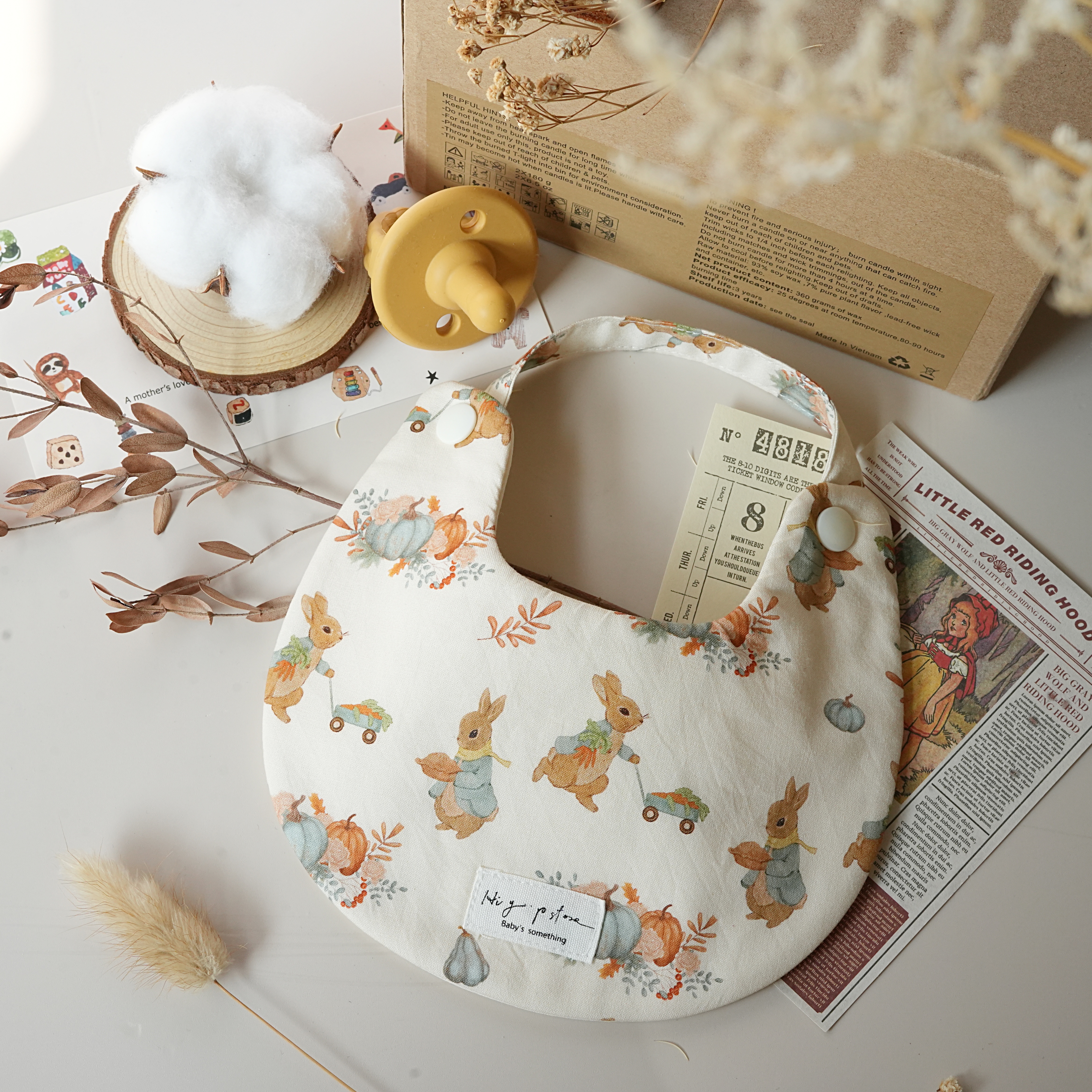 Hi Y.P store-手作圍兜-兔兔南瓜派