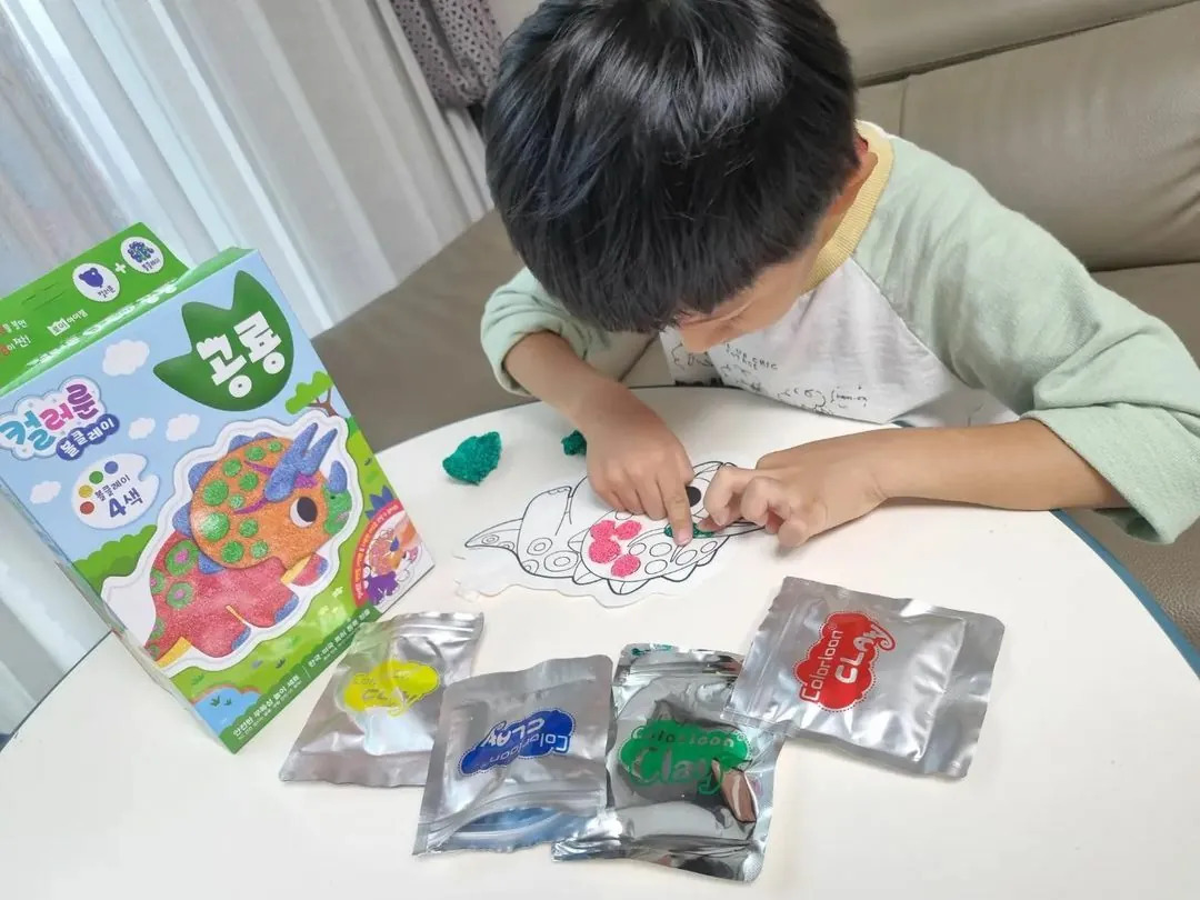 《 韓國 ROIBOOKS 》 立體充氣泡泡土遊戲組（恐龍時代）