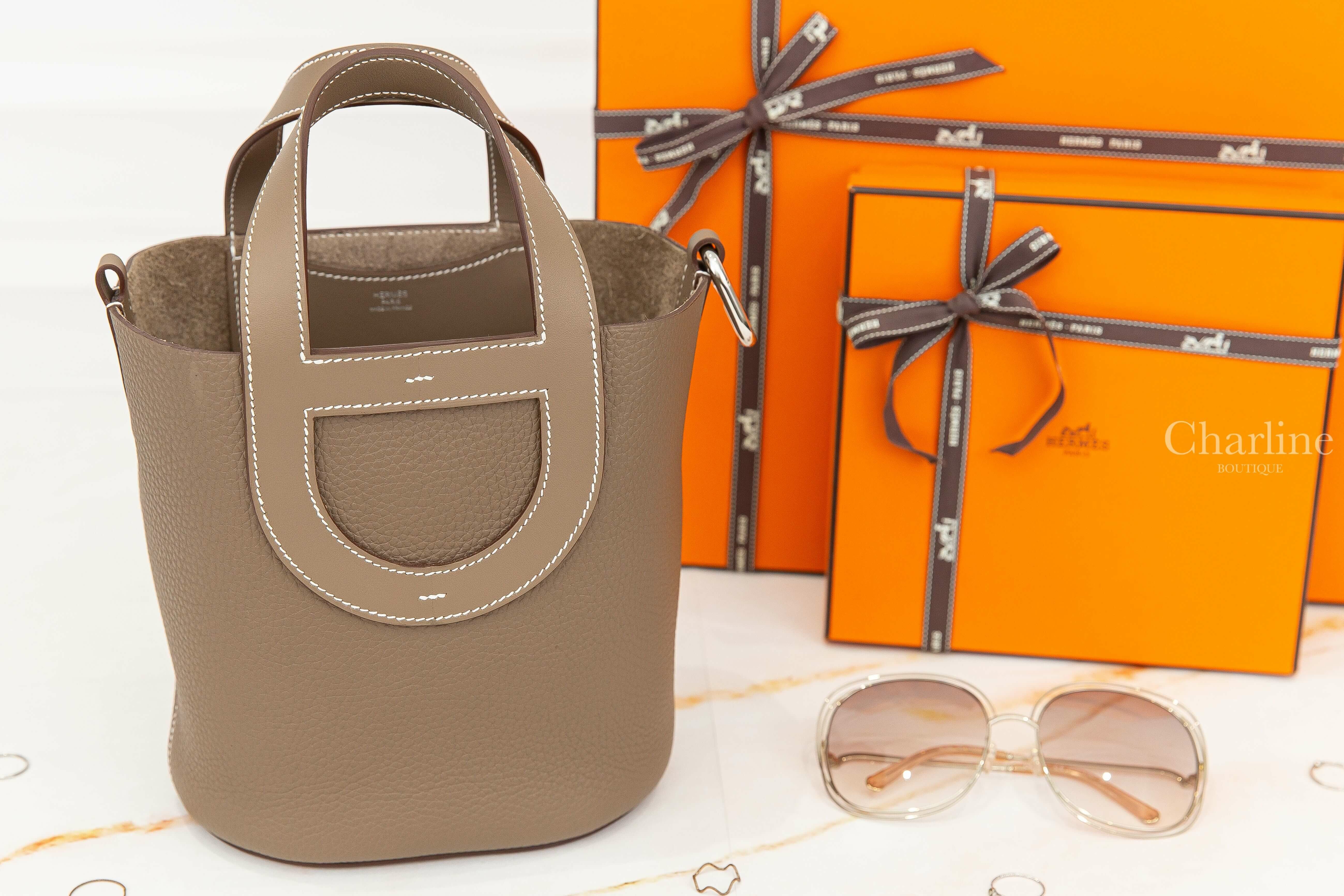 Hermès In The Loop 18cm 18 Etoupe Taurillon Clemence 大象灰銀釦小型提把水桶包