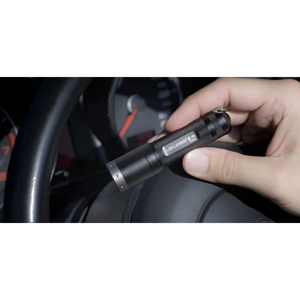 Ledlenser 手電筒 M1