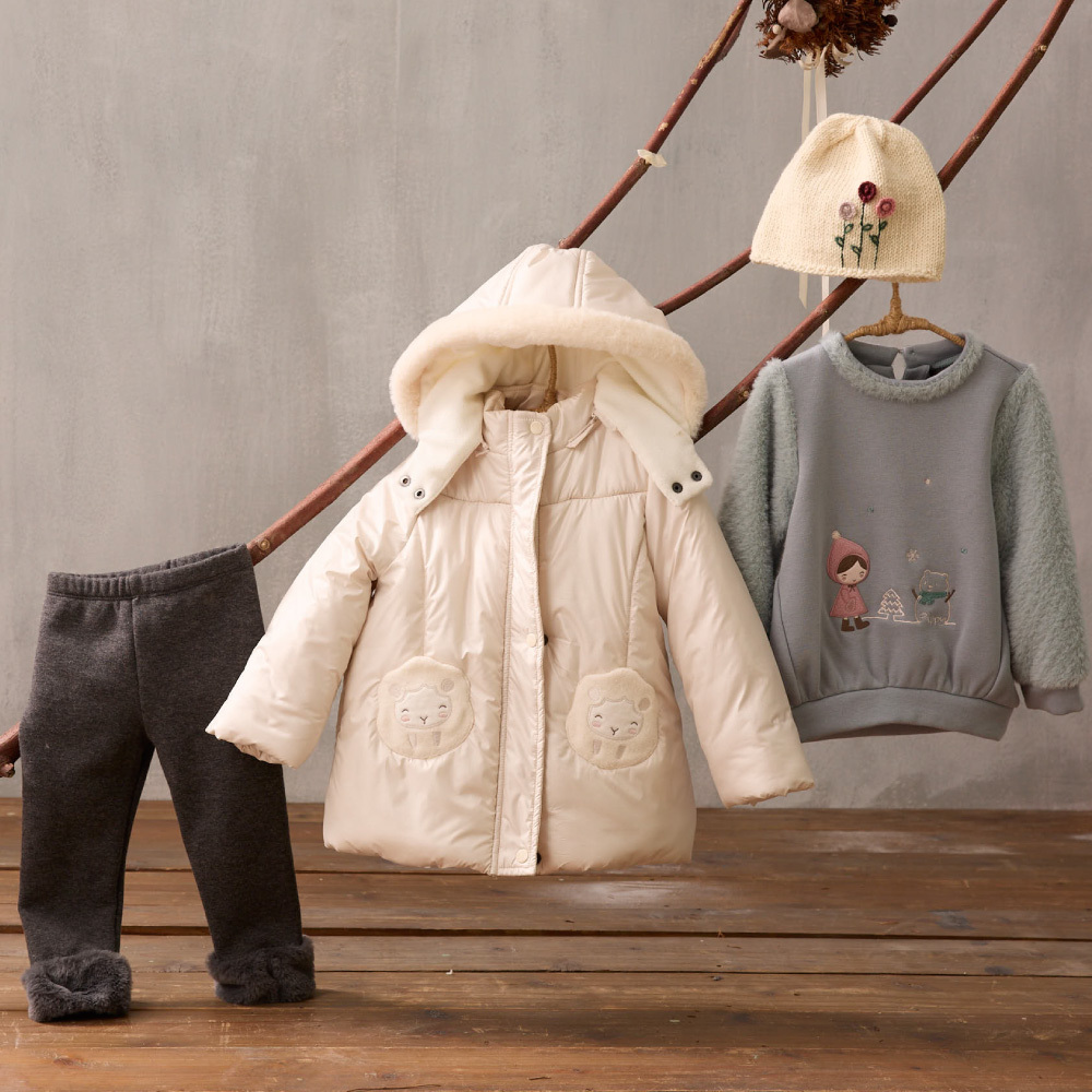 PIPPY微笑小綿羊保暖連帽風衣鋪棉外套  米白 (中性款)