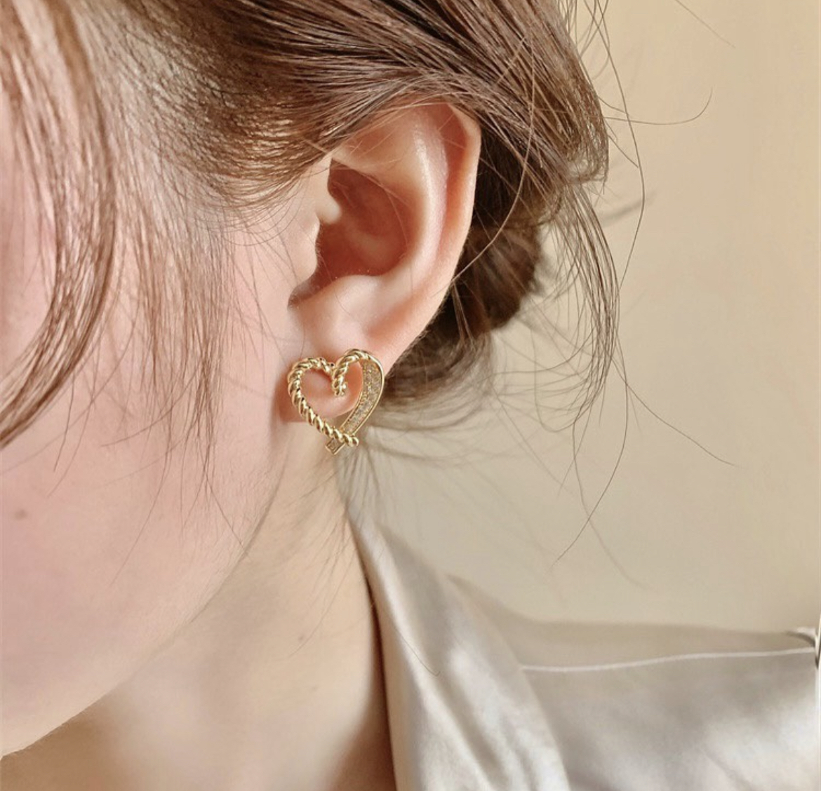 麻花金鑽鏤空心 耳釘/現貨1