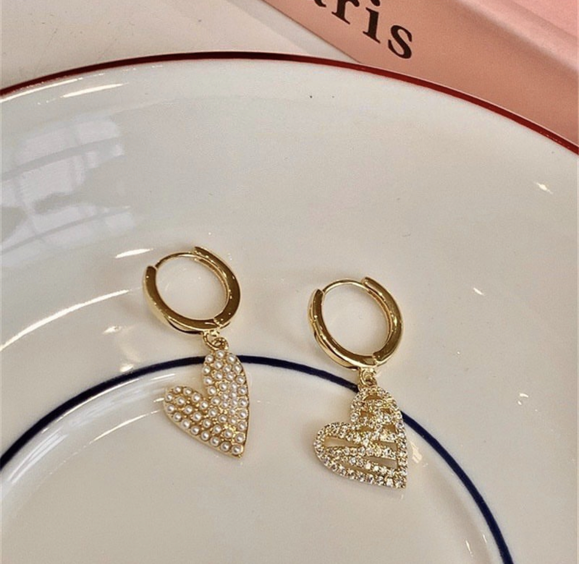 白金鑽珍珠心 不對稱吊墜耳扣釘