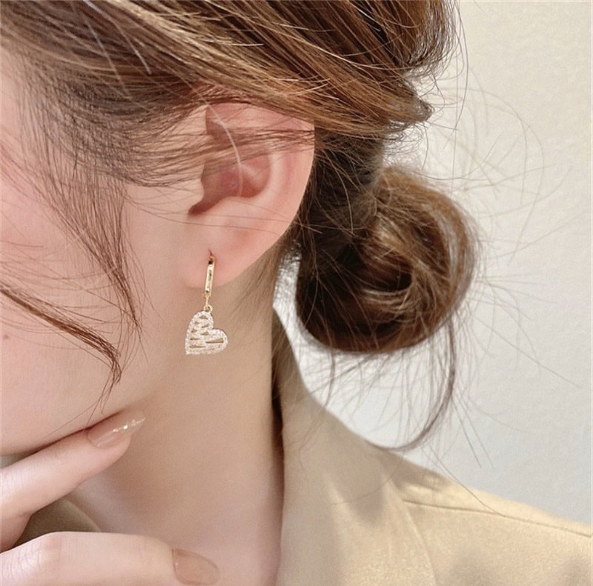 白金鑽珍珠心 不對稱吊墜耳扣釘