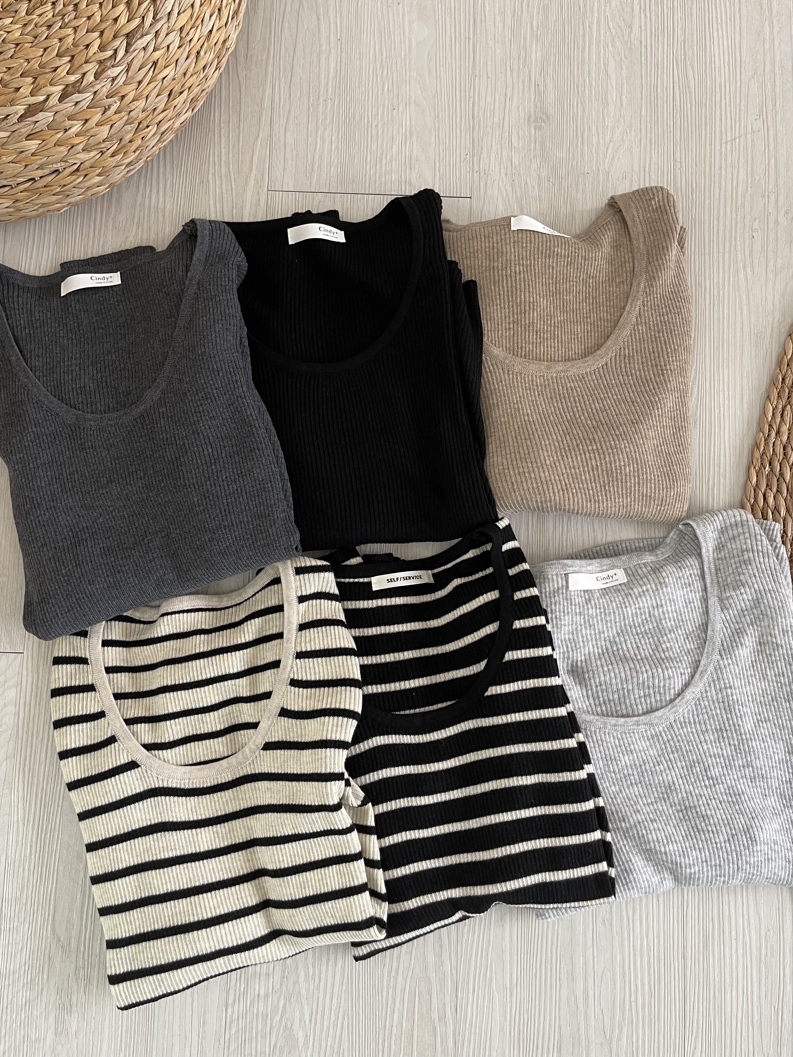 羊毛親膚大U領上衣*5色