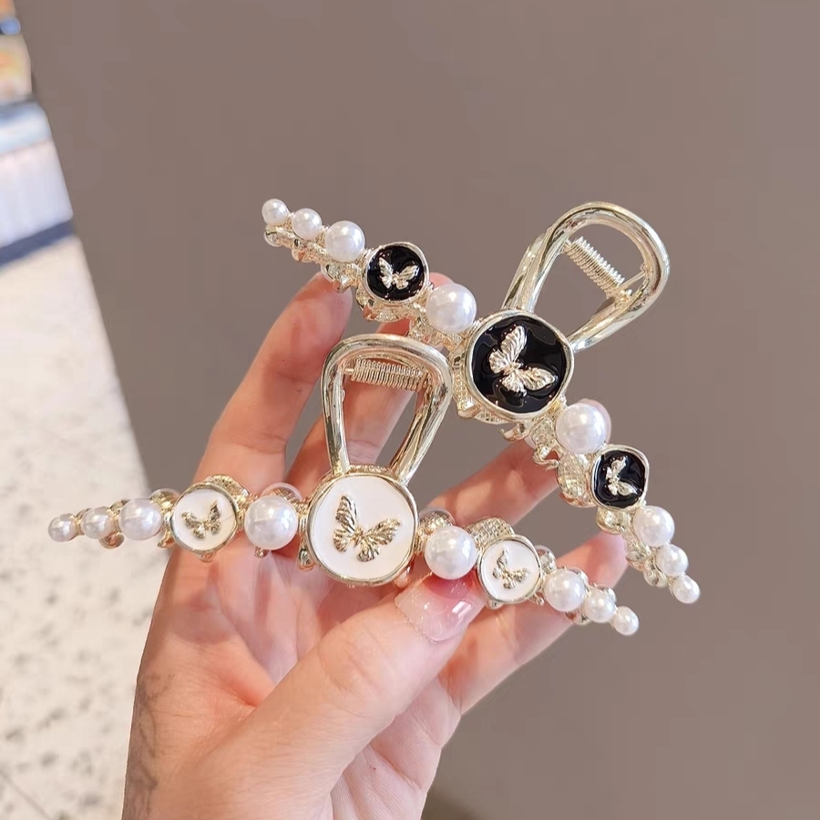 Niche European Style Pearl Butterfly Metal Large Hair Claw