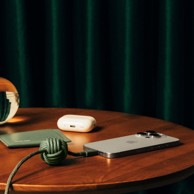 [C-C] 3公尺床邊充電線-石墨綠-240W快充