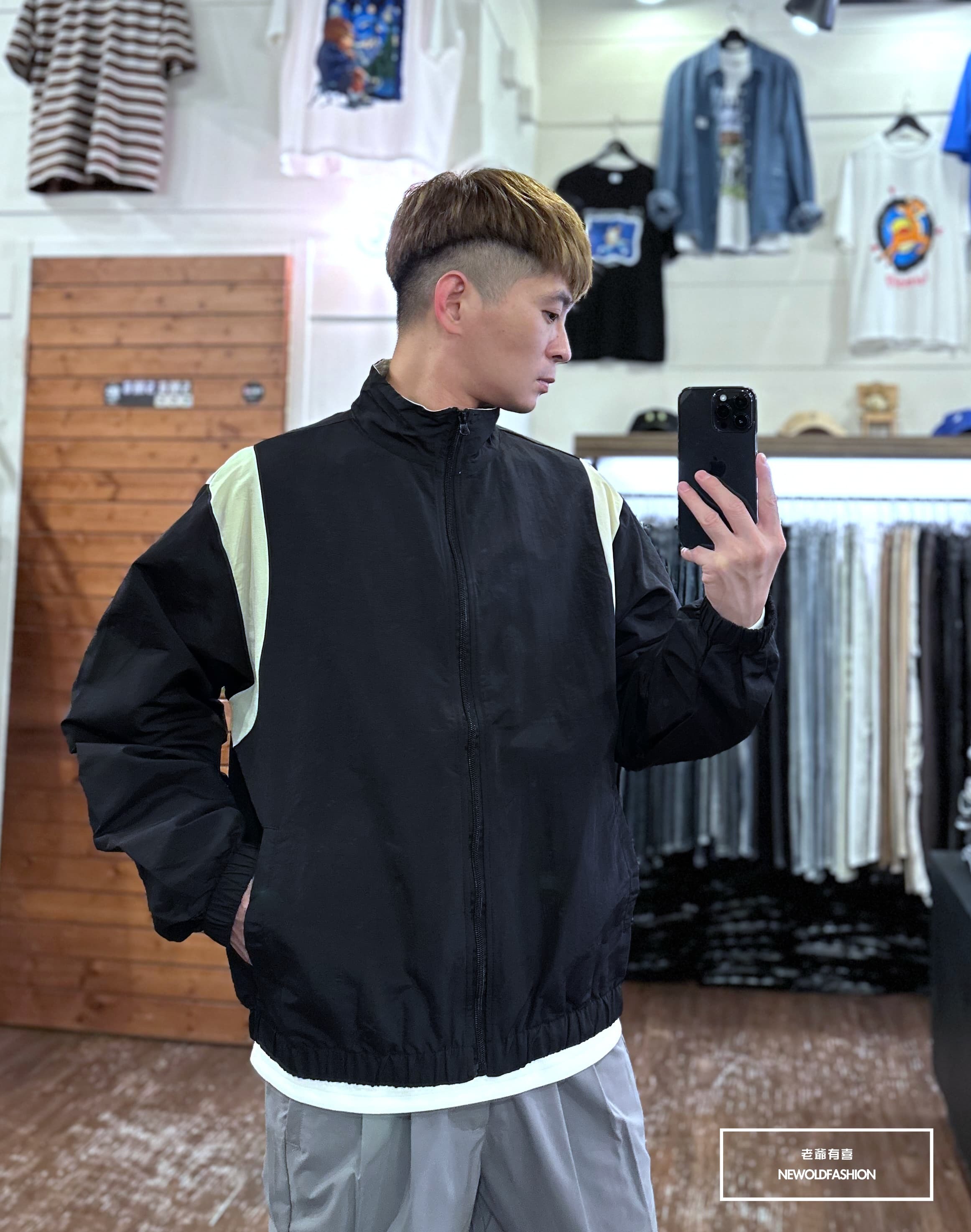 『新品上市』重磅弧形拼接防風外套-黑(NOF2310C61002)