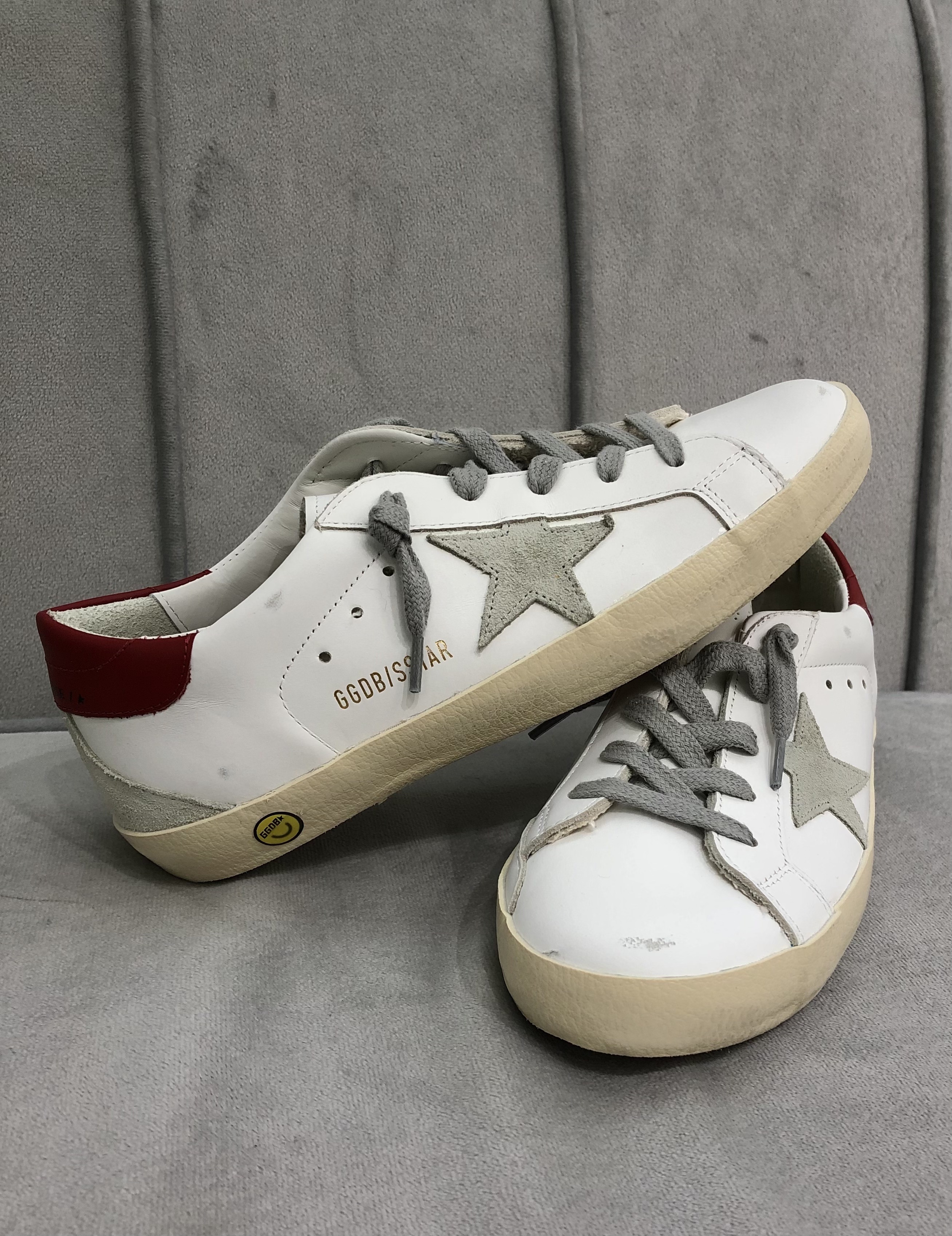Golden goose 白身紅尾10218-T