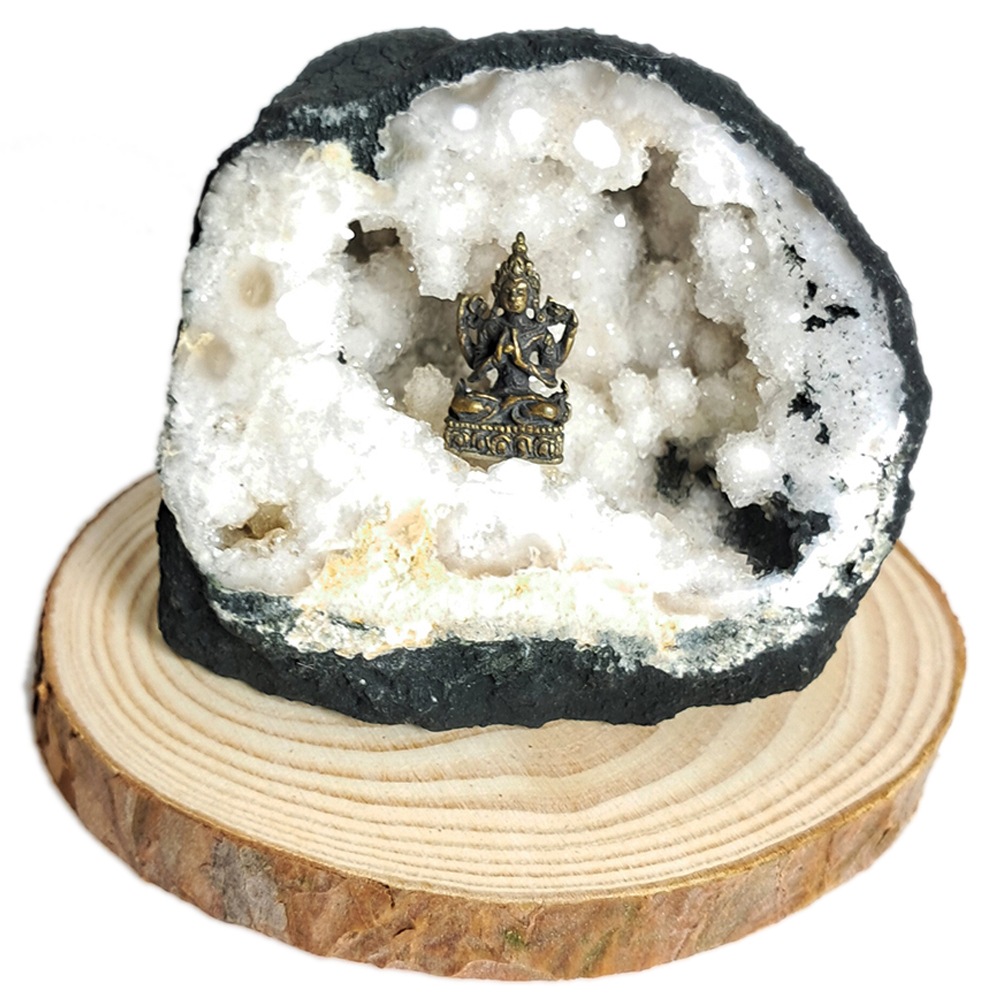 四臂觀音+晶簇6公分【十方】152357