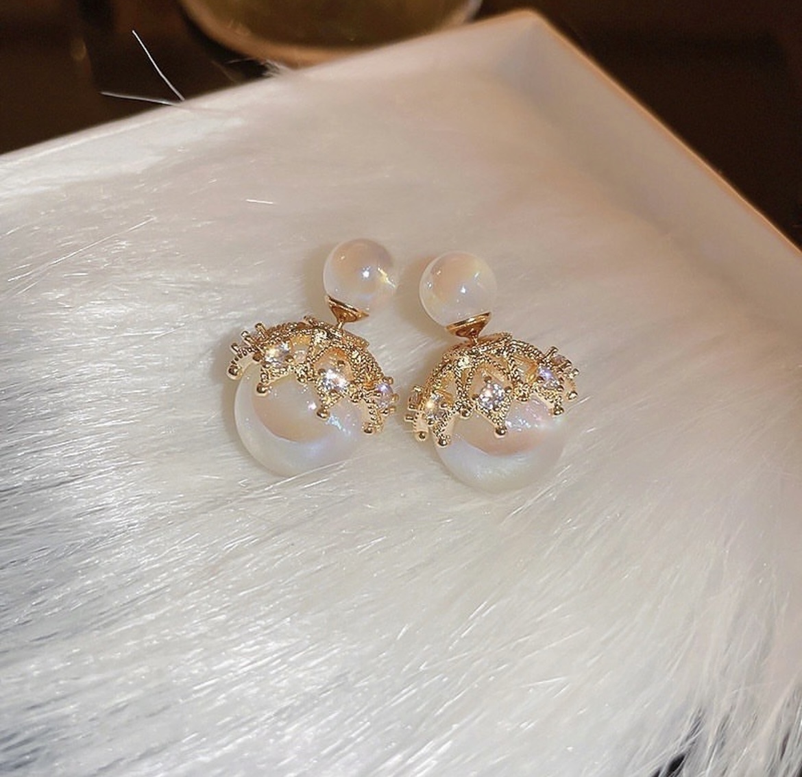 夢幻晶透珍珠系 金鑽蕾絲裙後扣釘