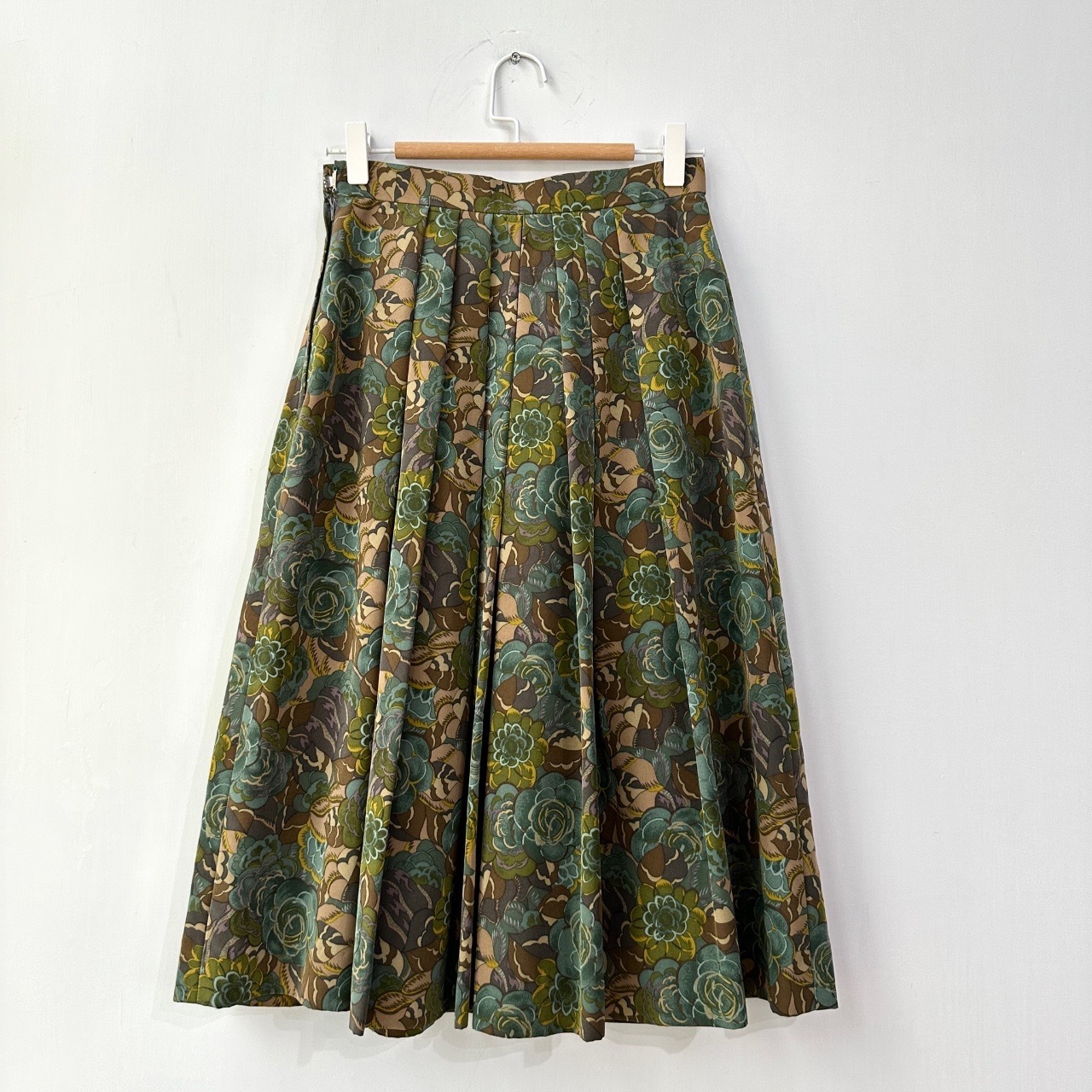 冷色調萬花筒圖案打褶半身裙