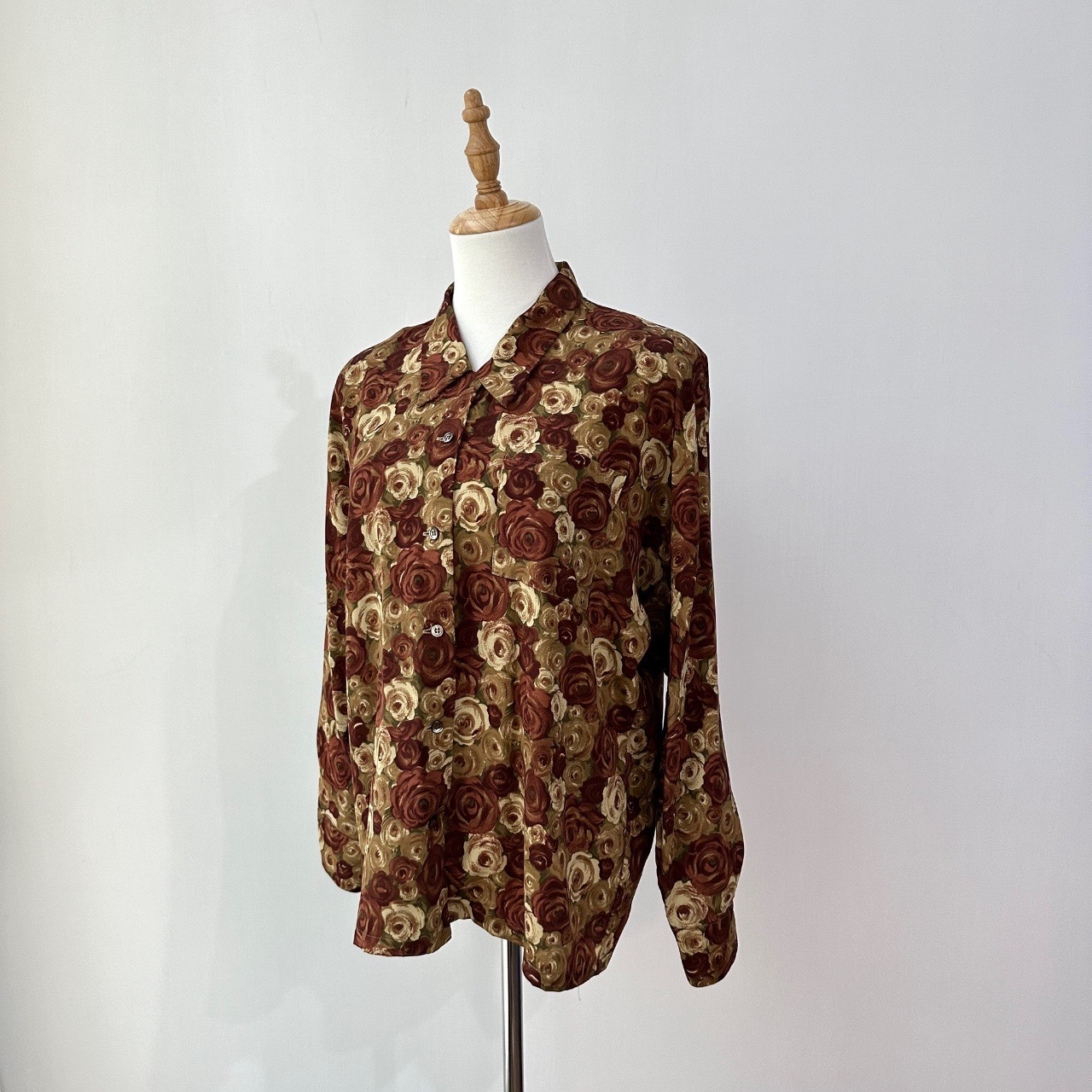 日本製浪漫感手繪玫瑰長袖上衣