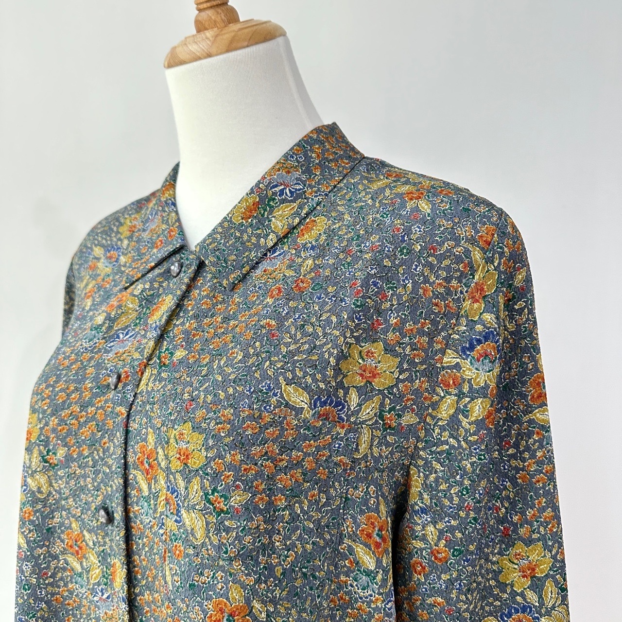 暗藍和風碎花和服布上衣