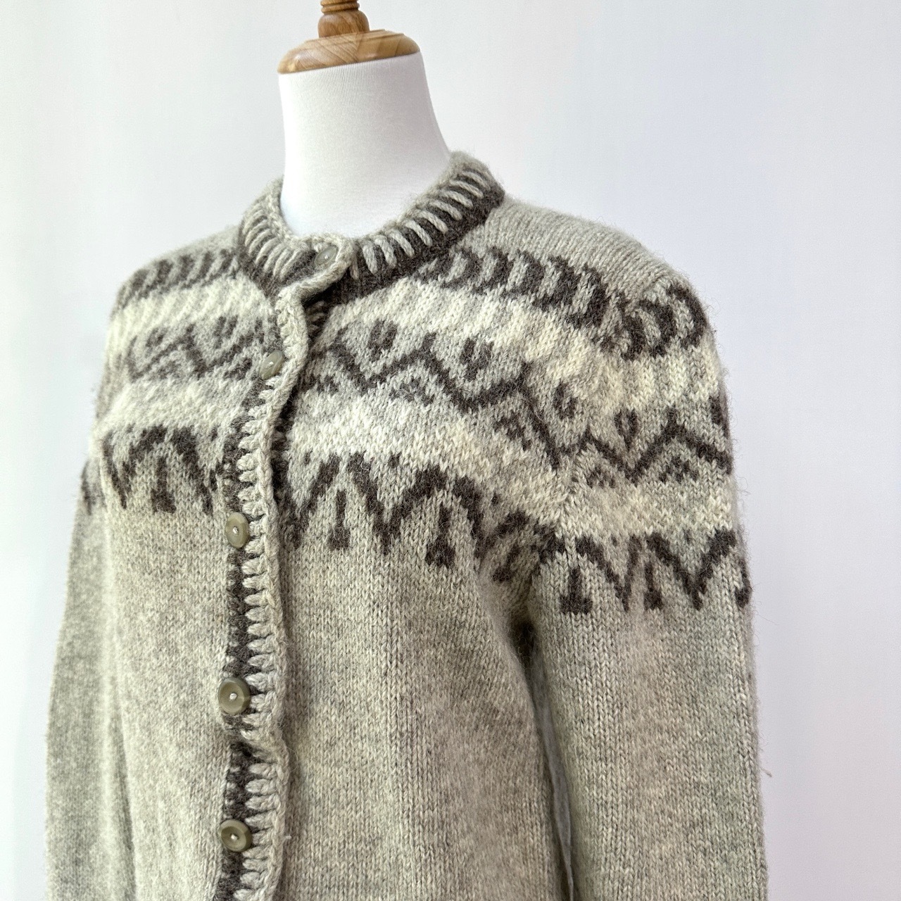 紐西蘭製北歐雪花羊毛外套