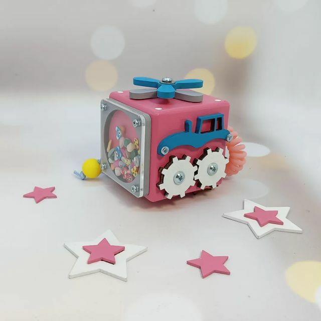 烏克蘭手工製Busy Cube