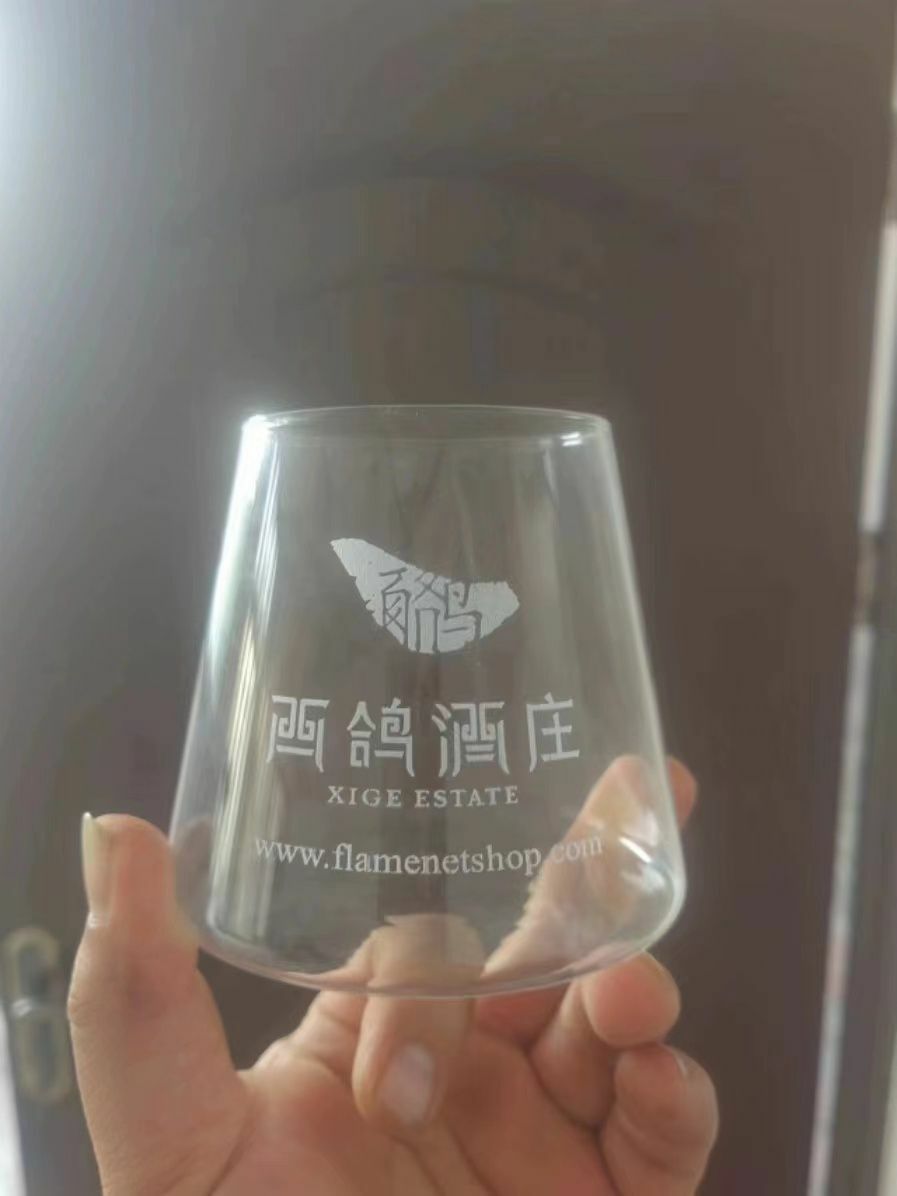 #精品 #西鴿酒莊 #火火Netshop #火火國際 #玉鴿 #紅酒 #餐酒 #xigeestate #wineofchina #滕上滕 #X糸列 #蛇龍珠 #赤霞珠 #白洒 #N609 #N50 #N28 #霞多麗 #馬瑟蘭 #馬爾貝克 #龍年 #