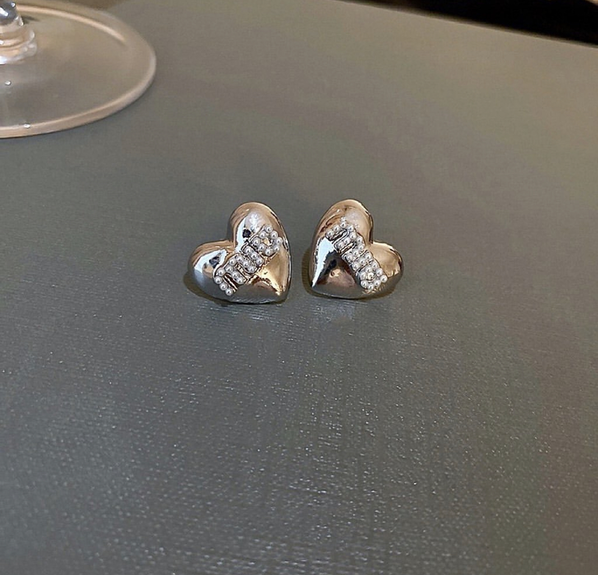 珍珠MIU銀心耳釘