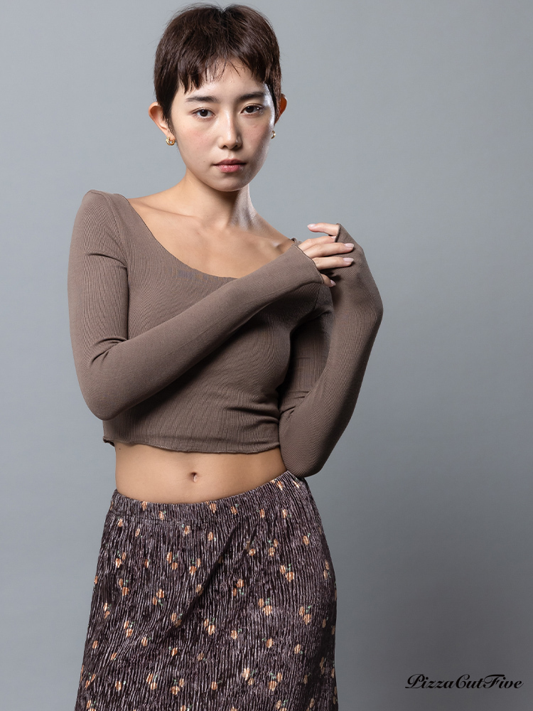 [SALE]百搭素色長袖上衣 PizzaCutFive PCF233403014