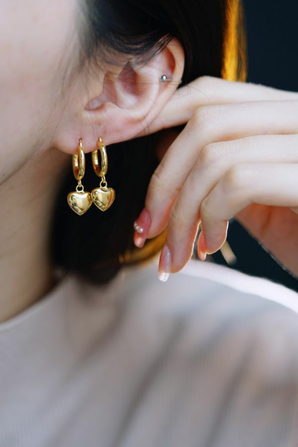 金愛心耳環
