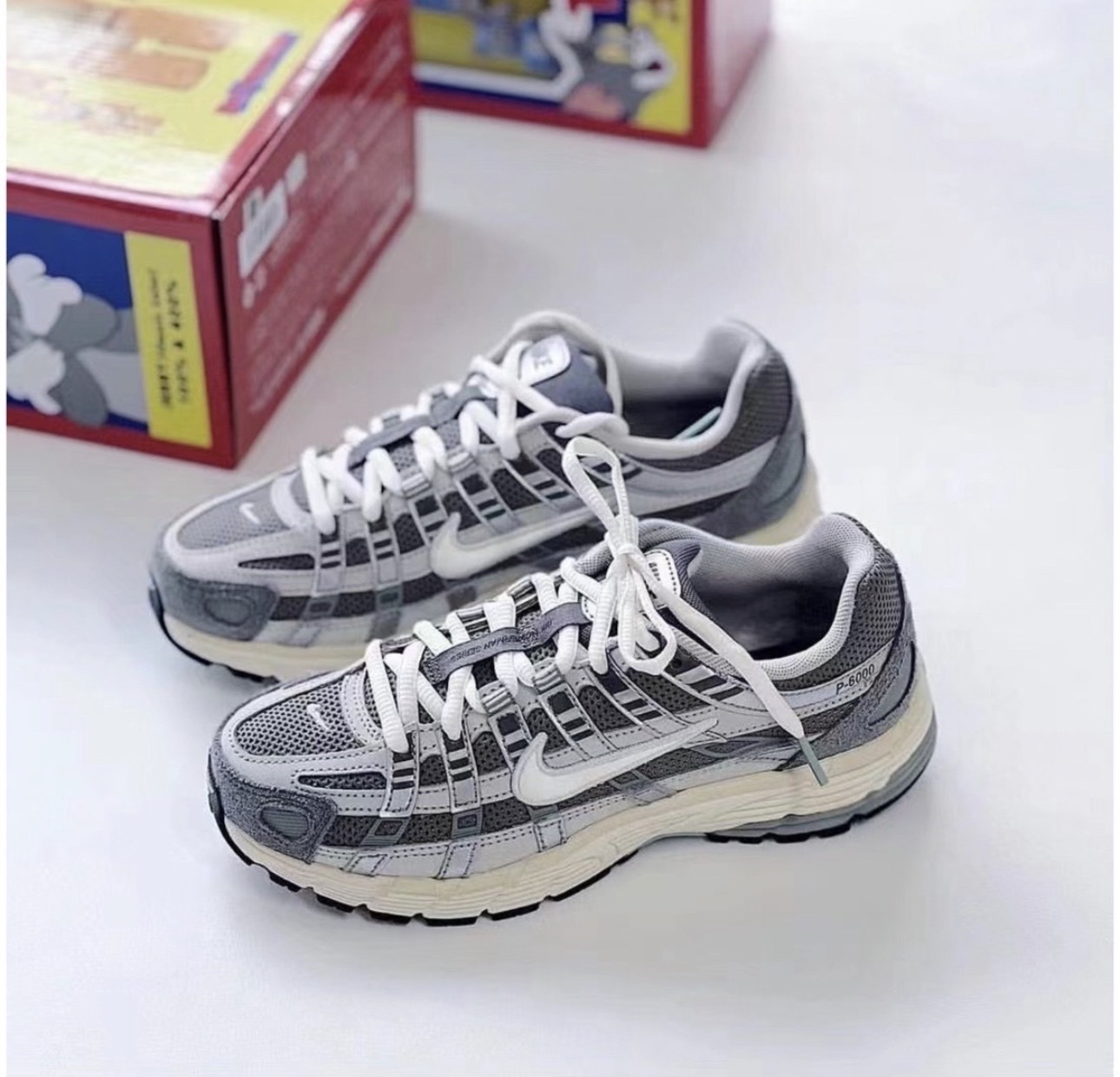 預購 NIKE P-6000 復古跑鞋 灰藍奶油底