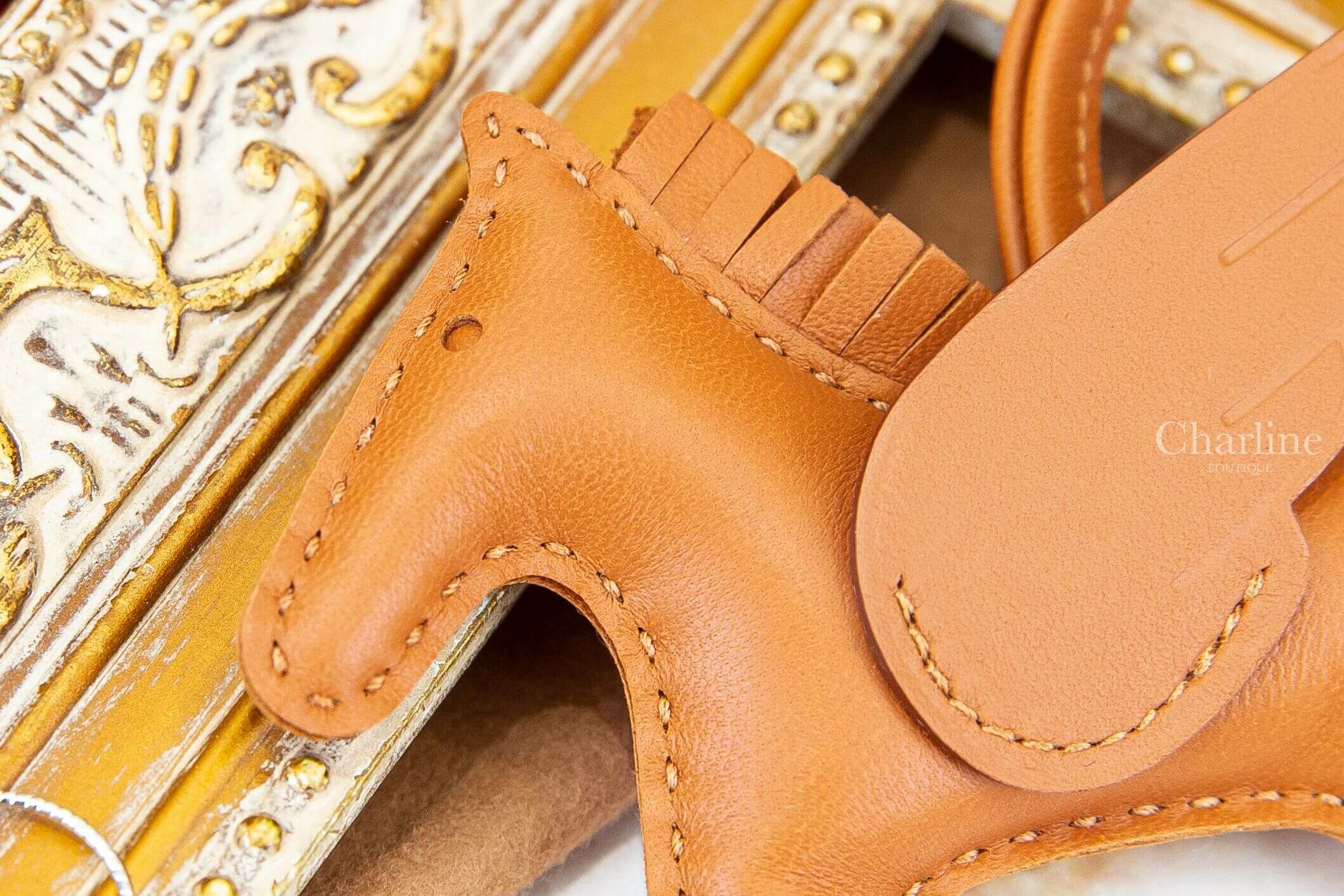 Hermès Rodeo PM Pegase 焦糖色小型飛馬吊飾