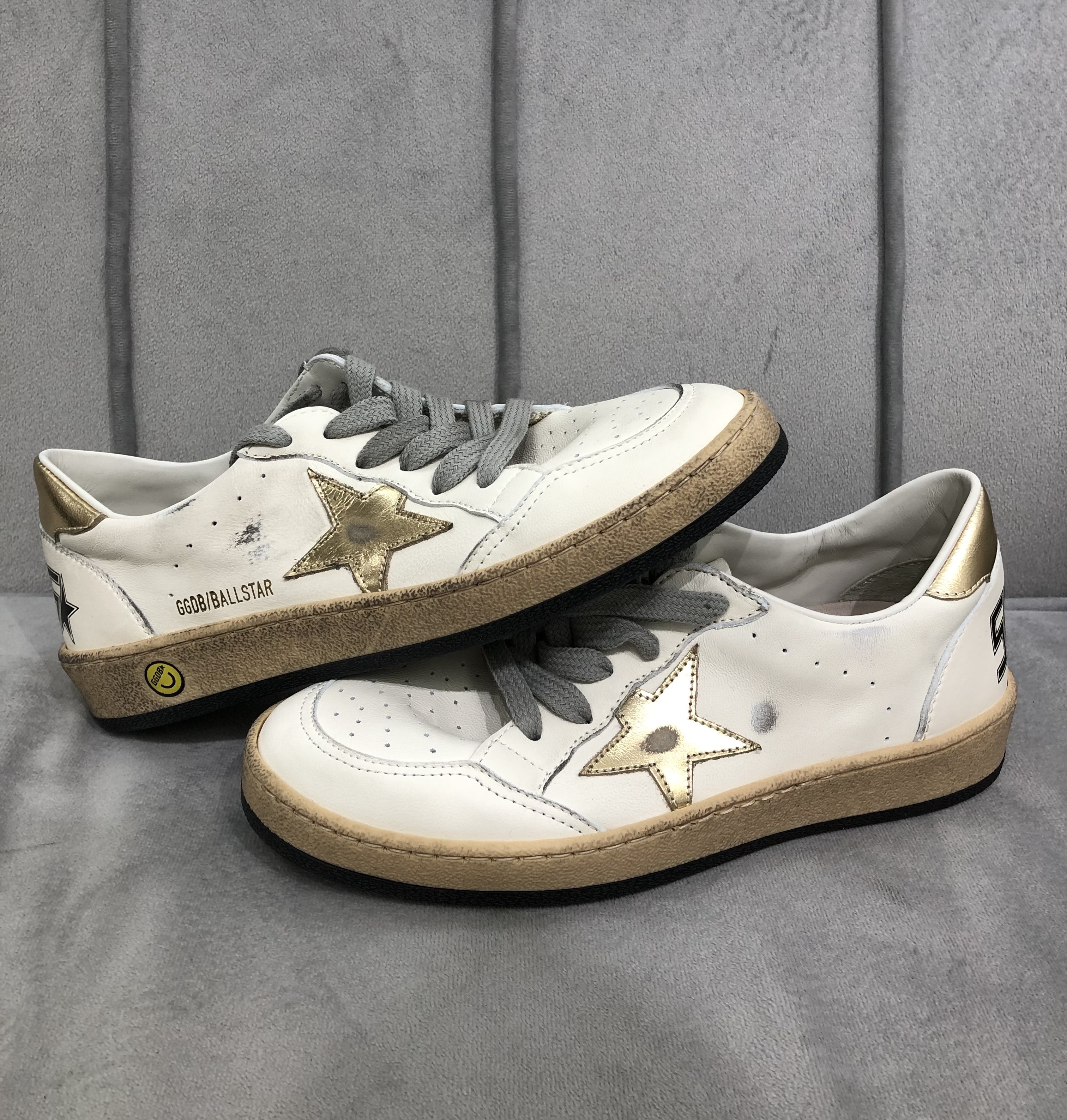 Golden goose 白色金星星金尾10272－T