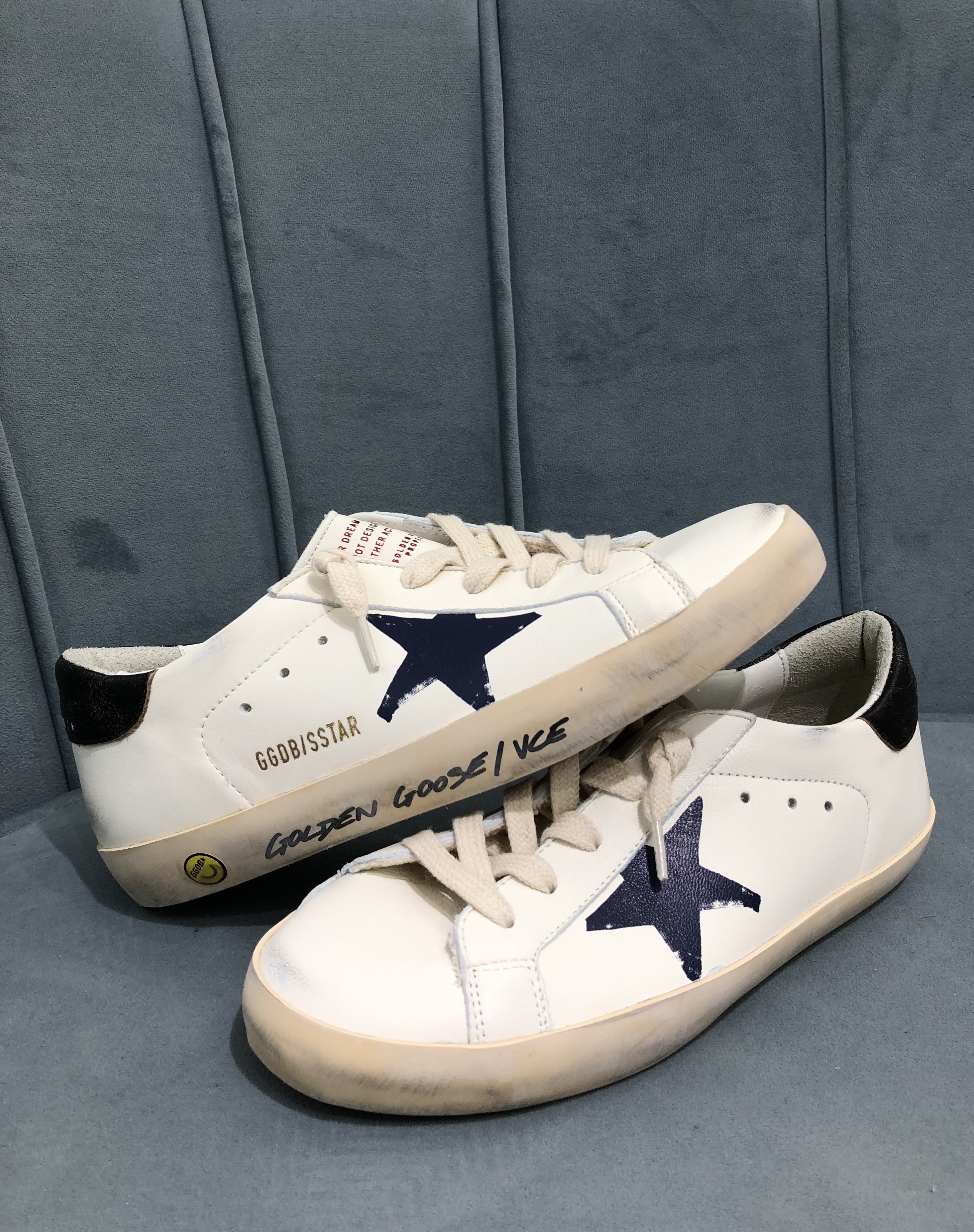 Golden goose 白色深藍色星星黑尾11429 -T