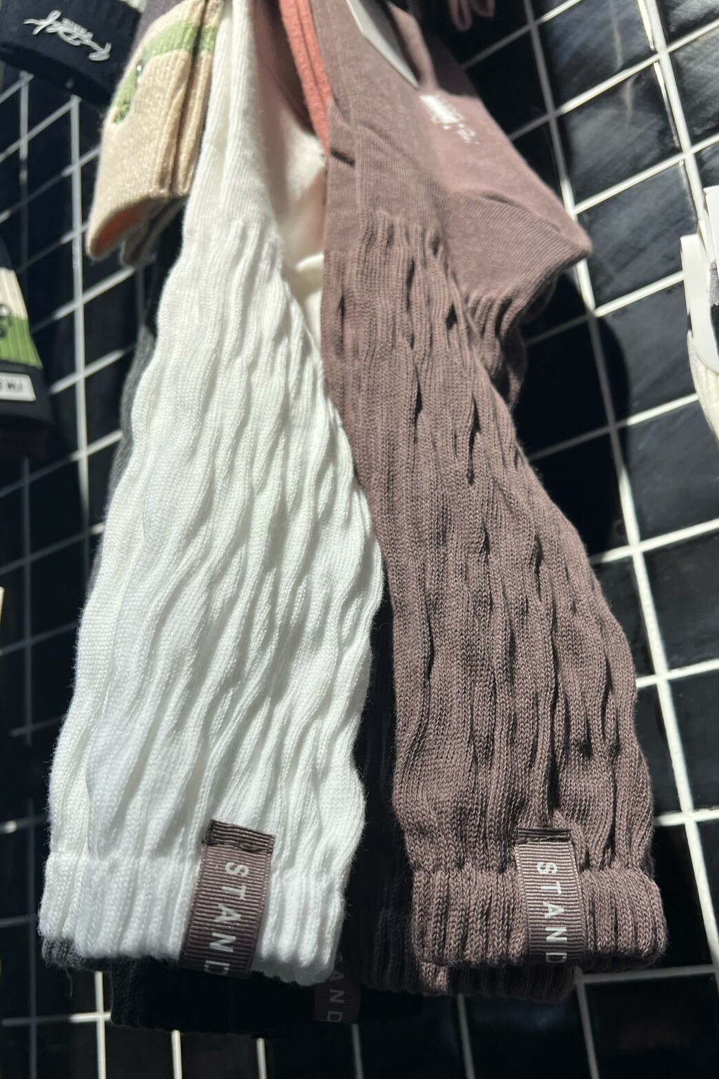 (現貨) 必須囤貨泡泡襪 EQ29