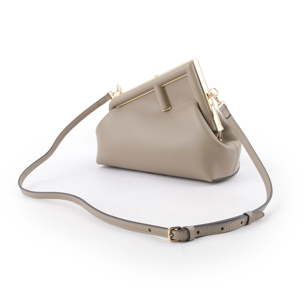 【FENDI】Fendi First 納帕皮革小款手拿包/斜背包(鴿子灰) 8BP129 ABVE F0E65