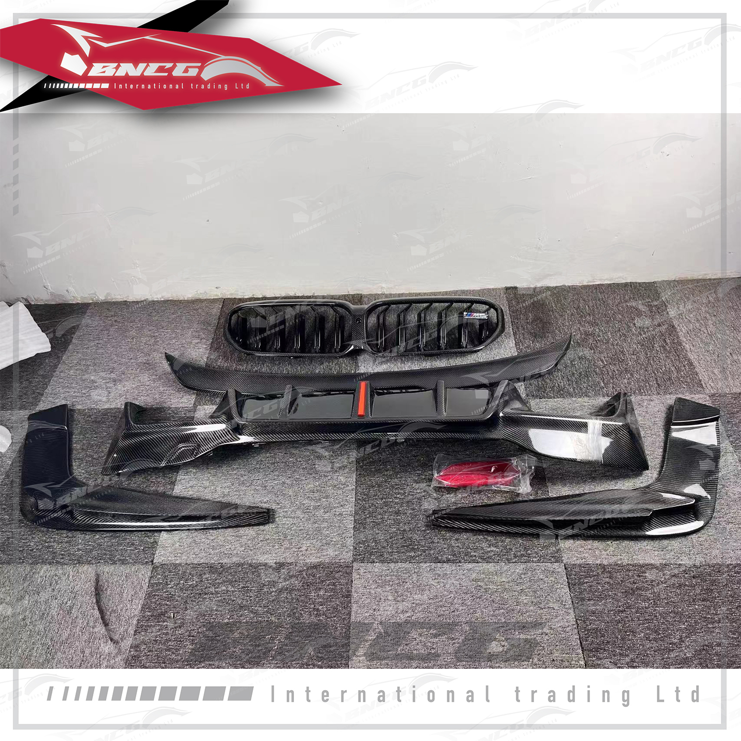 寶馬 BMW 5系列 G30 17-19年式 改裝 卡夢 碳纖維 外觀件 空力套件 3D款 帶燈 後下巴 後導流