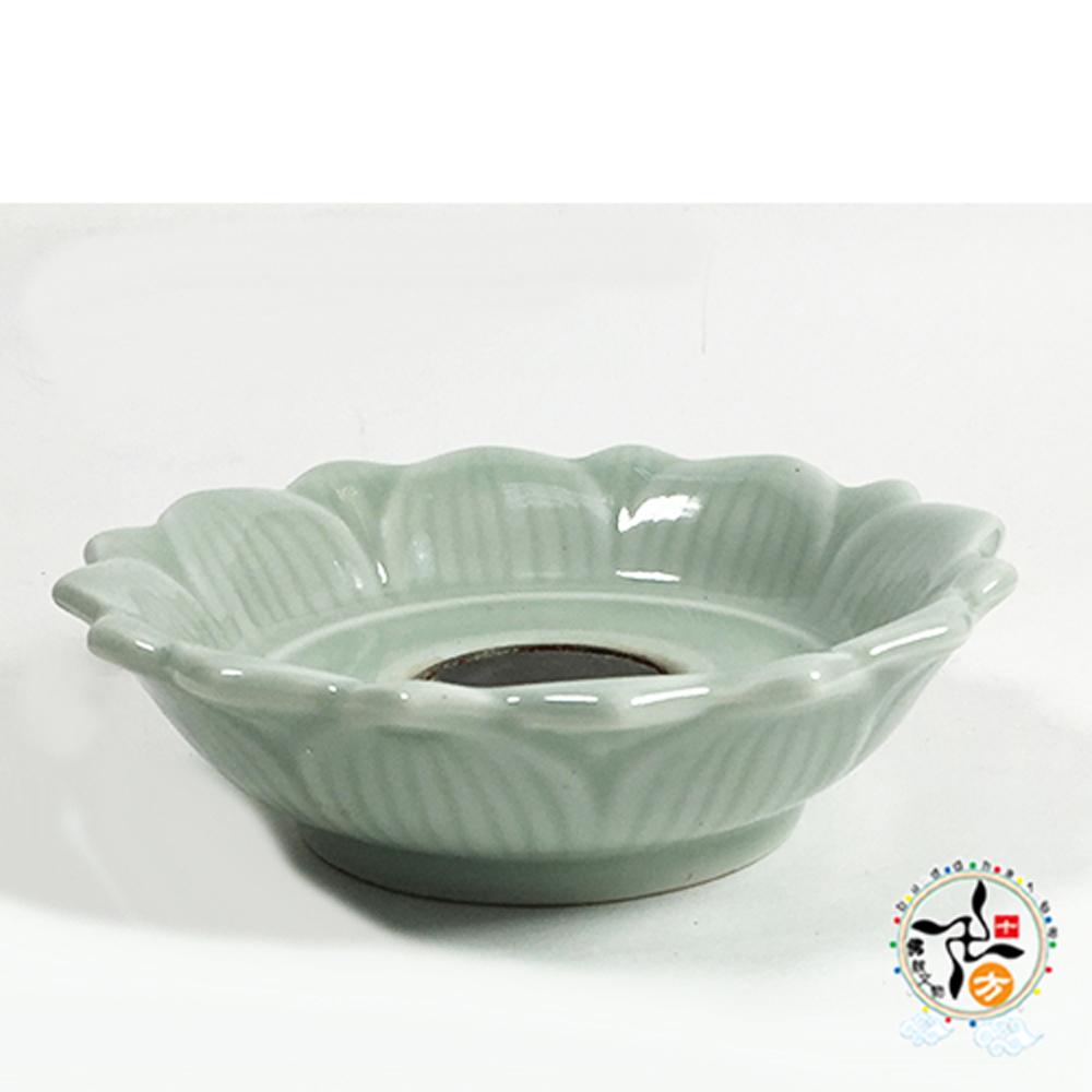 磁鐵 青瓷蓮座盤約11.7*3.5公分【十方】145645