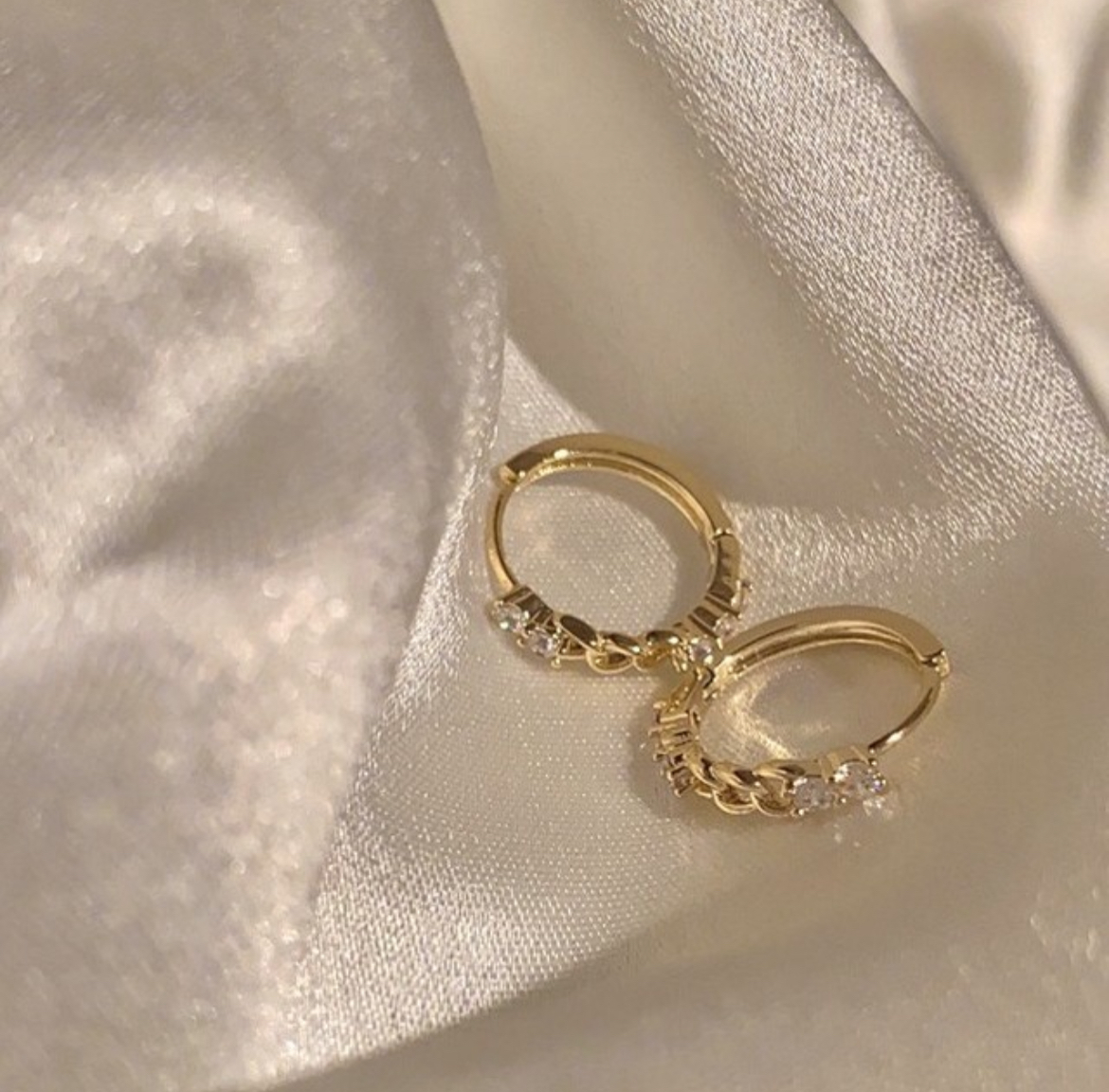 神仙低奢金鑽 鏤空金鍊耳扣釘/現貨1