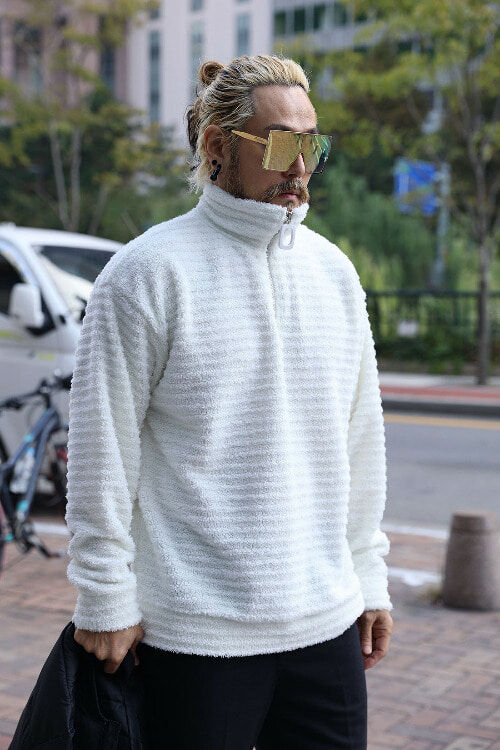 條紋圈圈紗高領無扣長袖T恤