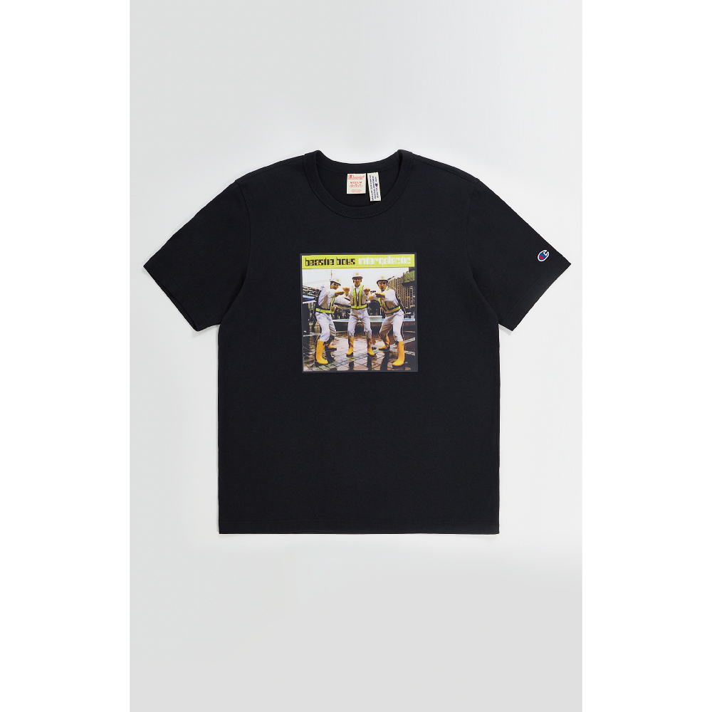 Beastie Boys x CHAMPION "Hello Nasty" 星際剋星照片TEE -黑色（220125-KK001）